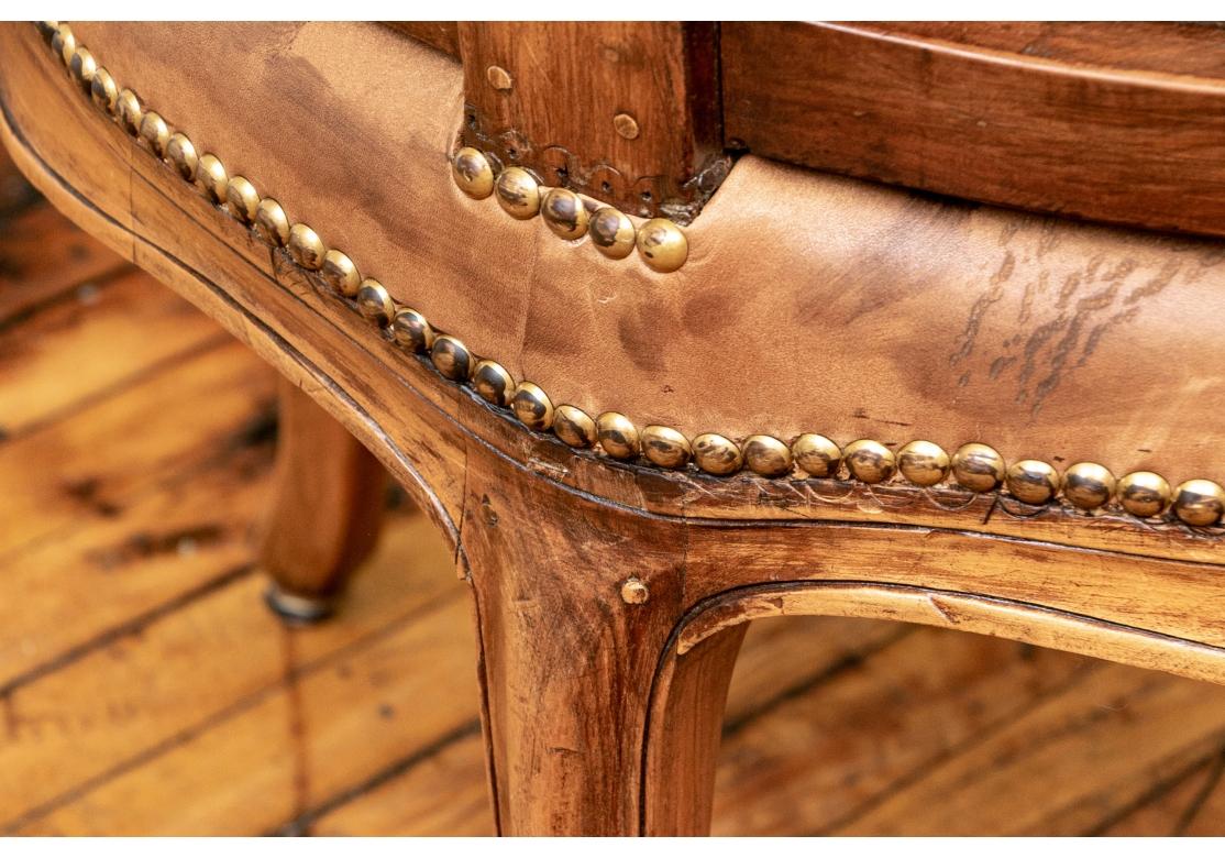 Leder-Schreibtischstuhl im Stil Louis XV im Angebot 10