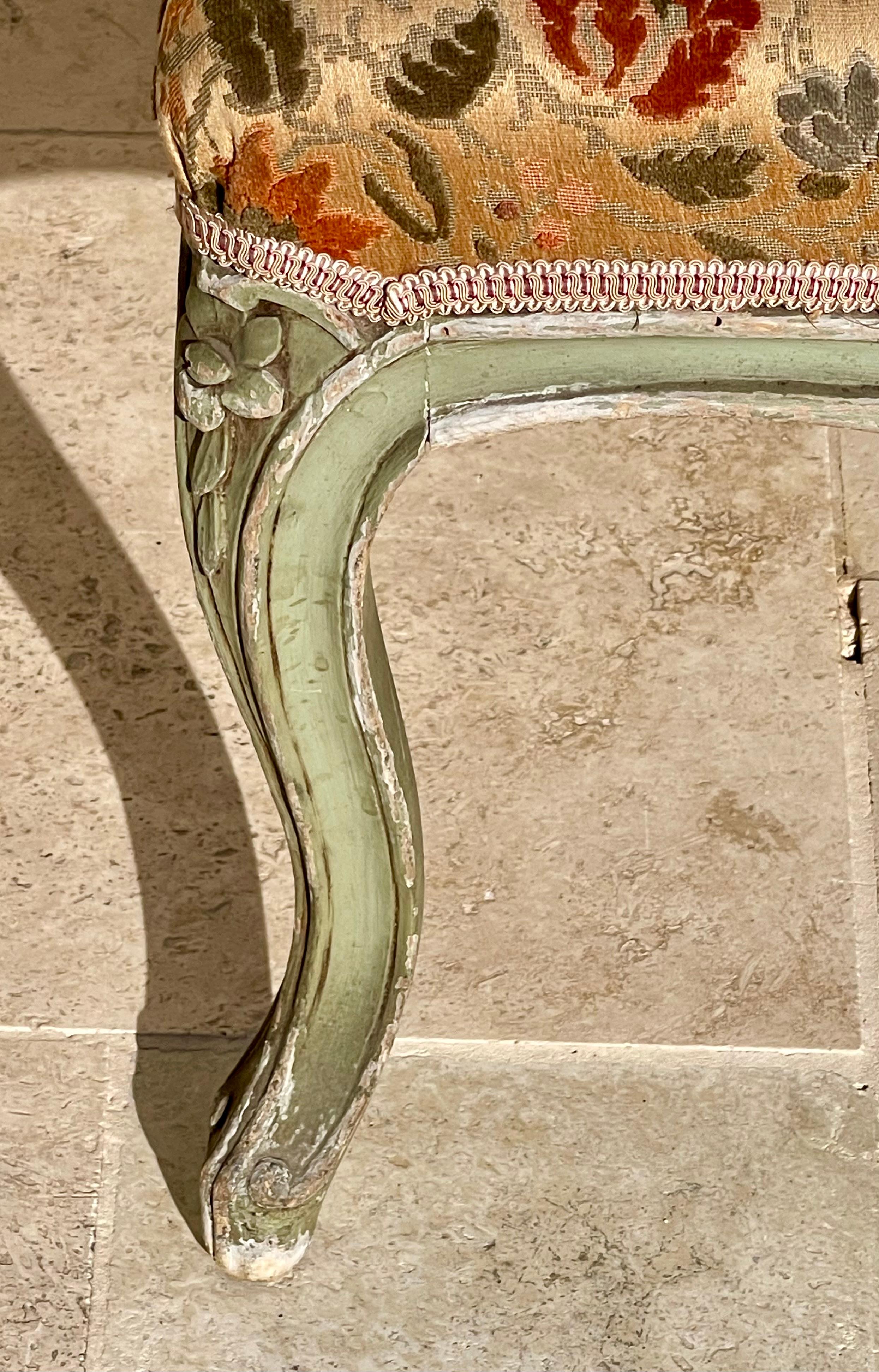 Divano piccolo in stile Luigi XV in vendita 3