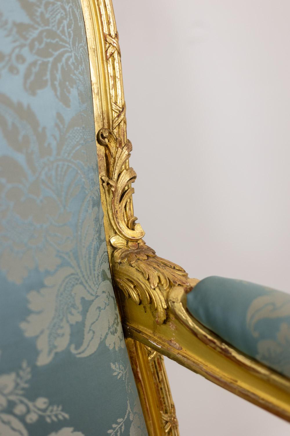 salon de style Louis XV avec cadre en bois doré. Circa 1880. en vente 8