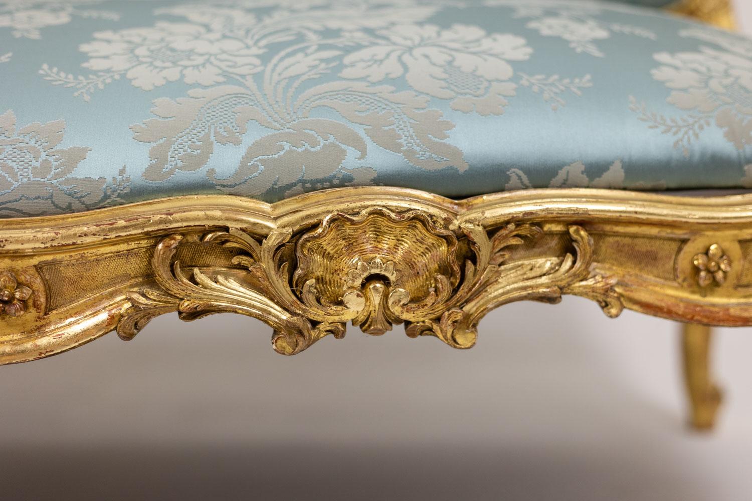 salon de style Louis XV avec cadre en bois doré. Circa 1880. en vente 12