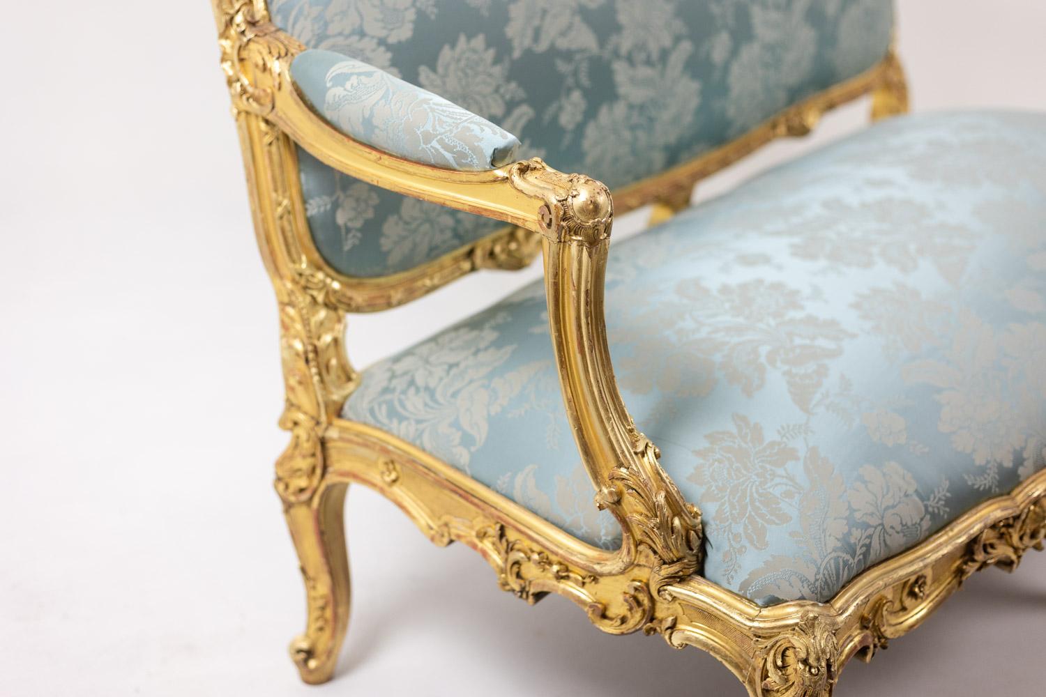 salon de style Louis XV avec cadre en bois doré. Circa 1880. en vente 13