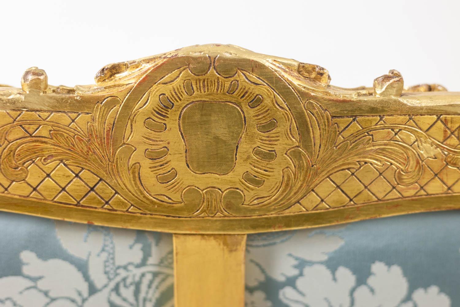 salon de style Louis XV avec cadre en bois doré. Circa 1880. en vente 14