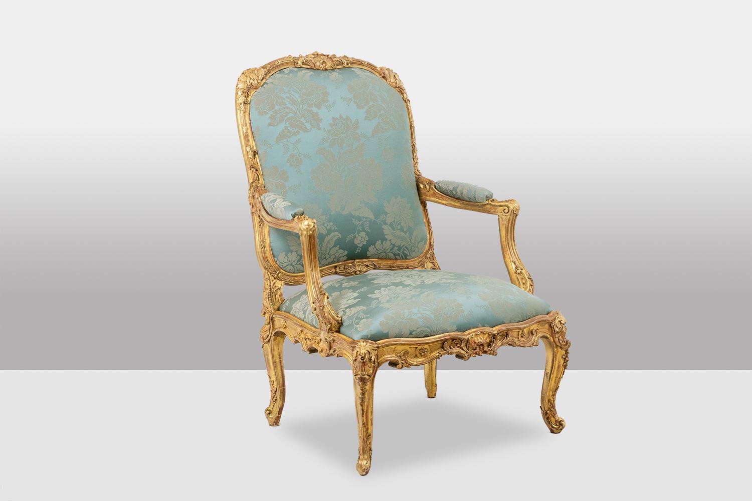 salon de style Louis XV avec cadre en bois doré. Circa 1880. en vente 1