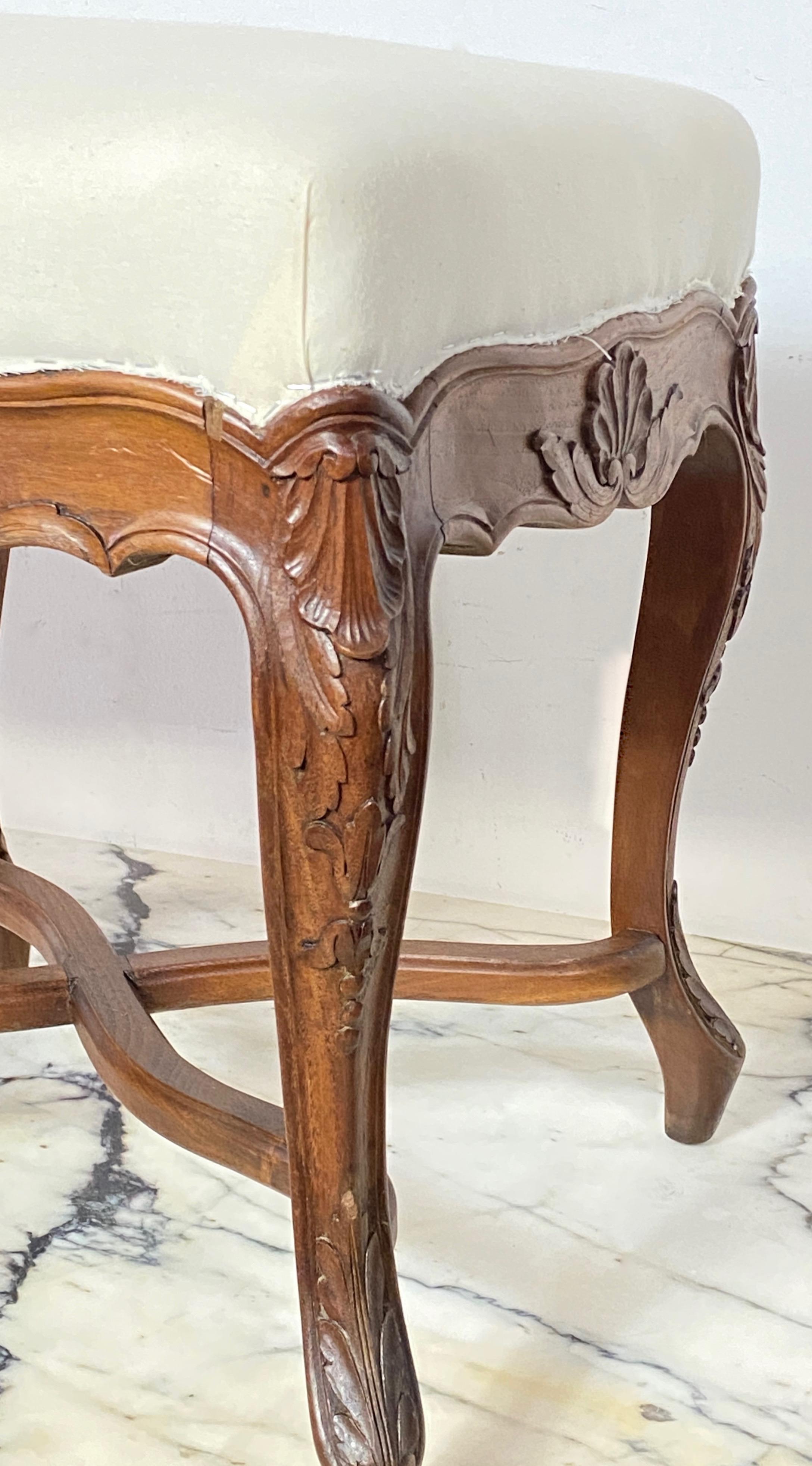 European Louis XV Style Long/Foyer Bench