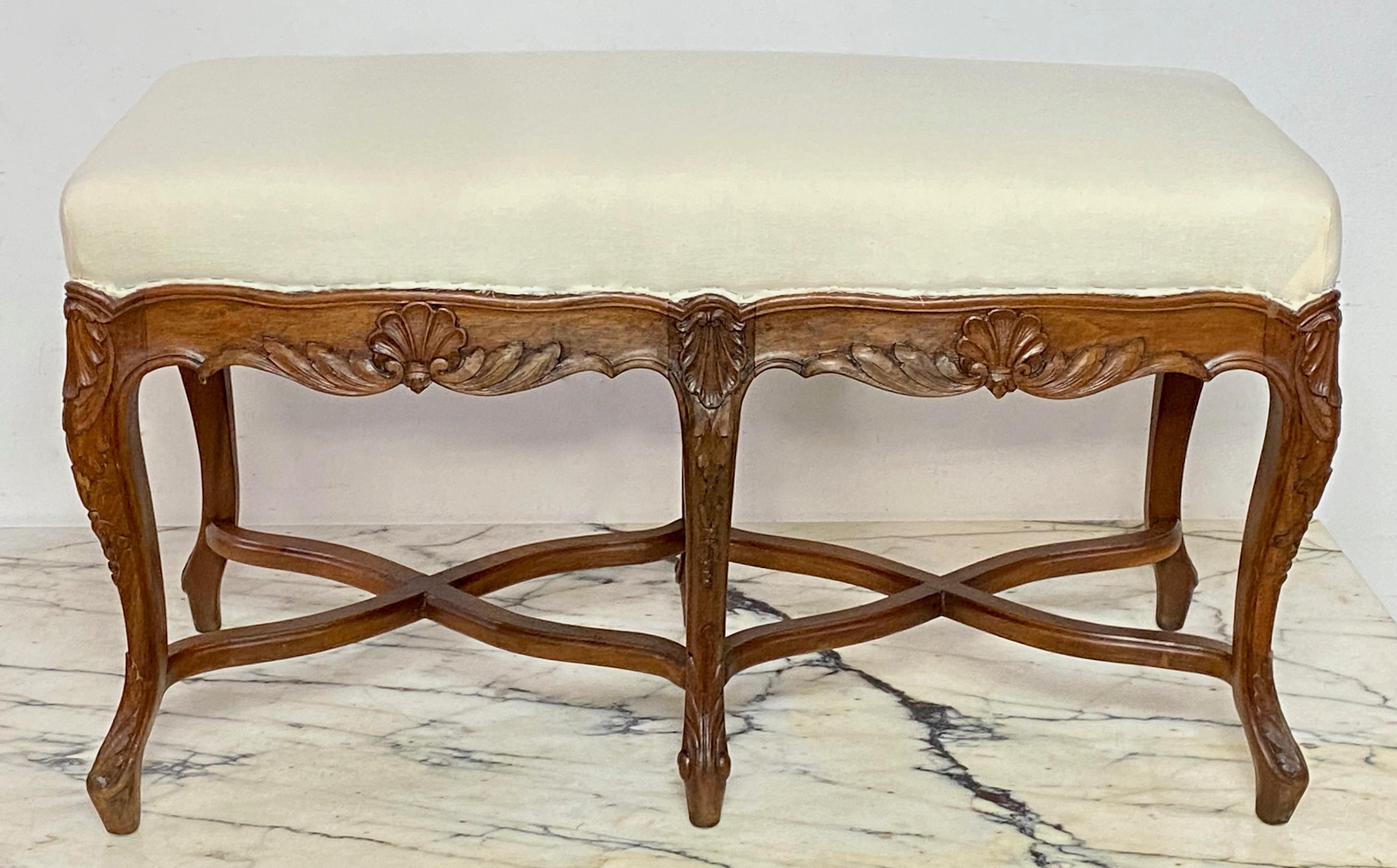 Louis XV Style Long/Foyer Bench In Good Condition In San Francisco, CA