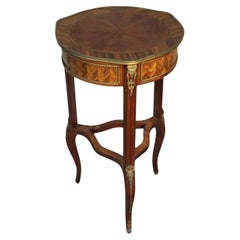 Louis XV Style Marquetry Oval Side Table Early 20th Century Louis XV Style Marquetry Oval Side Table Early 20th Century