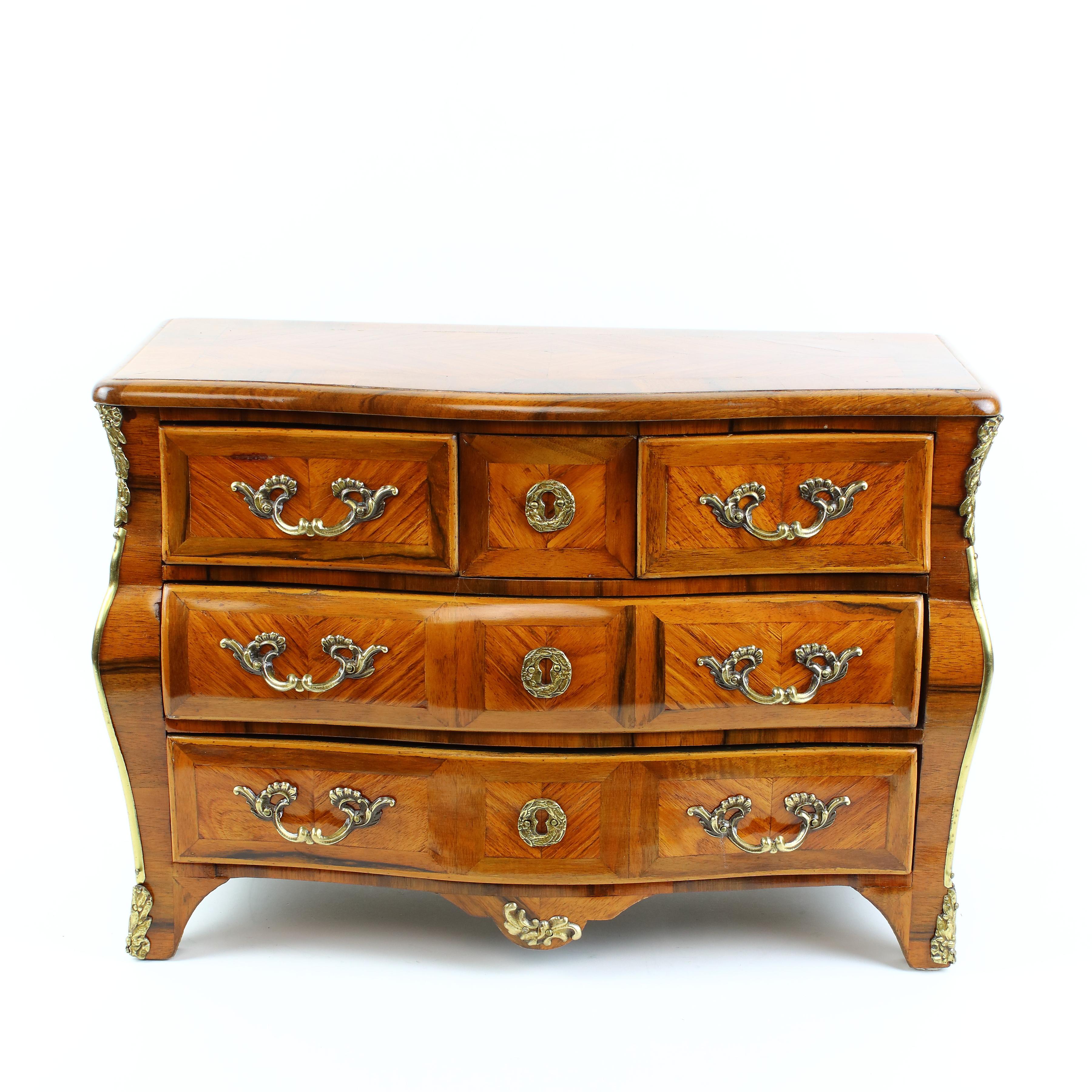 French Louis XV Style Miniature Chest of Drawers or Commode À La Parisienne