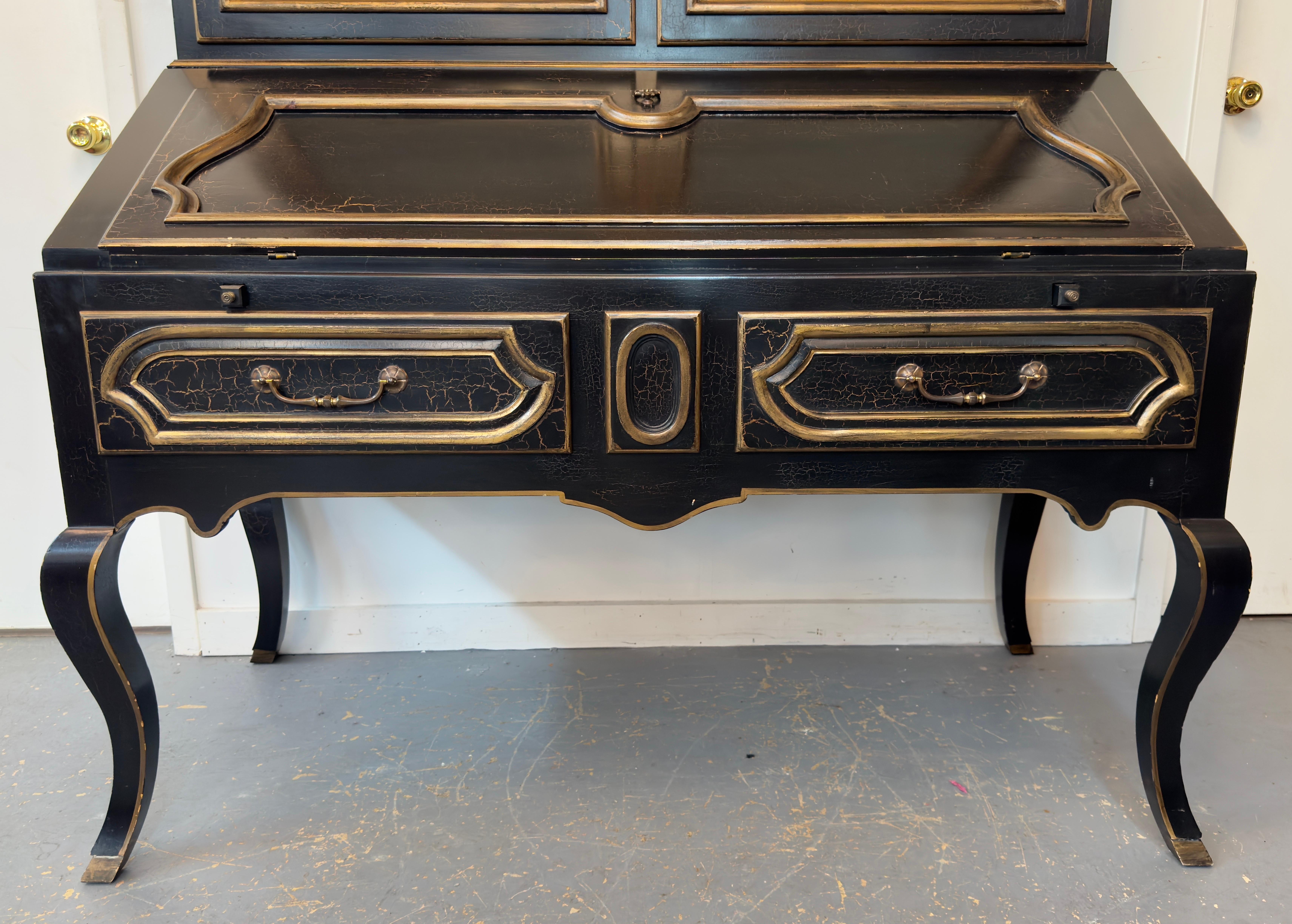 Minton Spidell, handbemalter schwarzer Sekretär-Schrank im Louis-XV-Stil mit klappbarer Front (Louis XV.) im Angebot