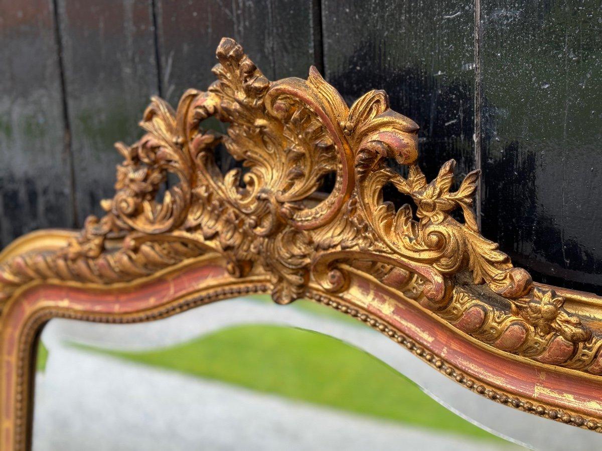Spiegel im Stil Louis XV aus stuckiertem und vergoldetem Wood CIRCA 1880 im Zustand „Hervorragend“ im Angebot in Honnelles, WHT