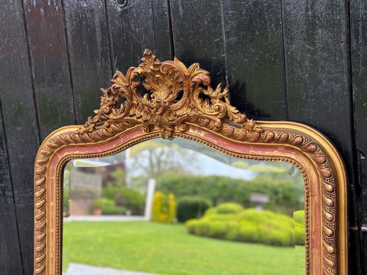 Spiegel im Stil Louis XV aus stuckiertem und vergoldetem Wood CIRCA 1880 (Holz) im Angebot