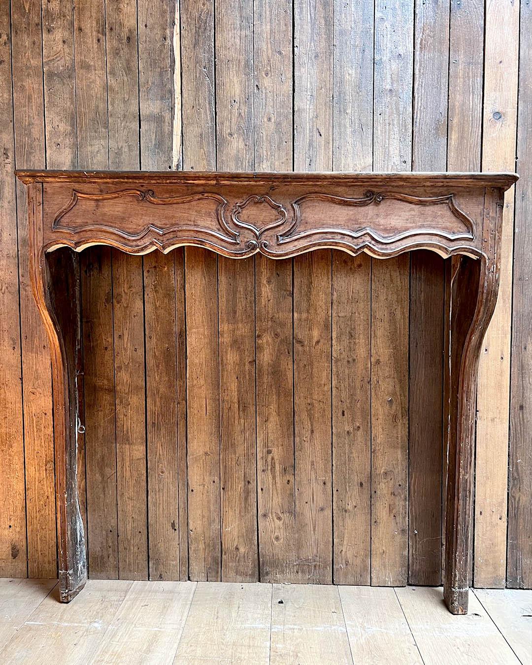 Mantello per caminetto in Oak in stile Luigi XV In condizioni buone in vendita a TOURCOING, FR