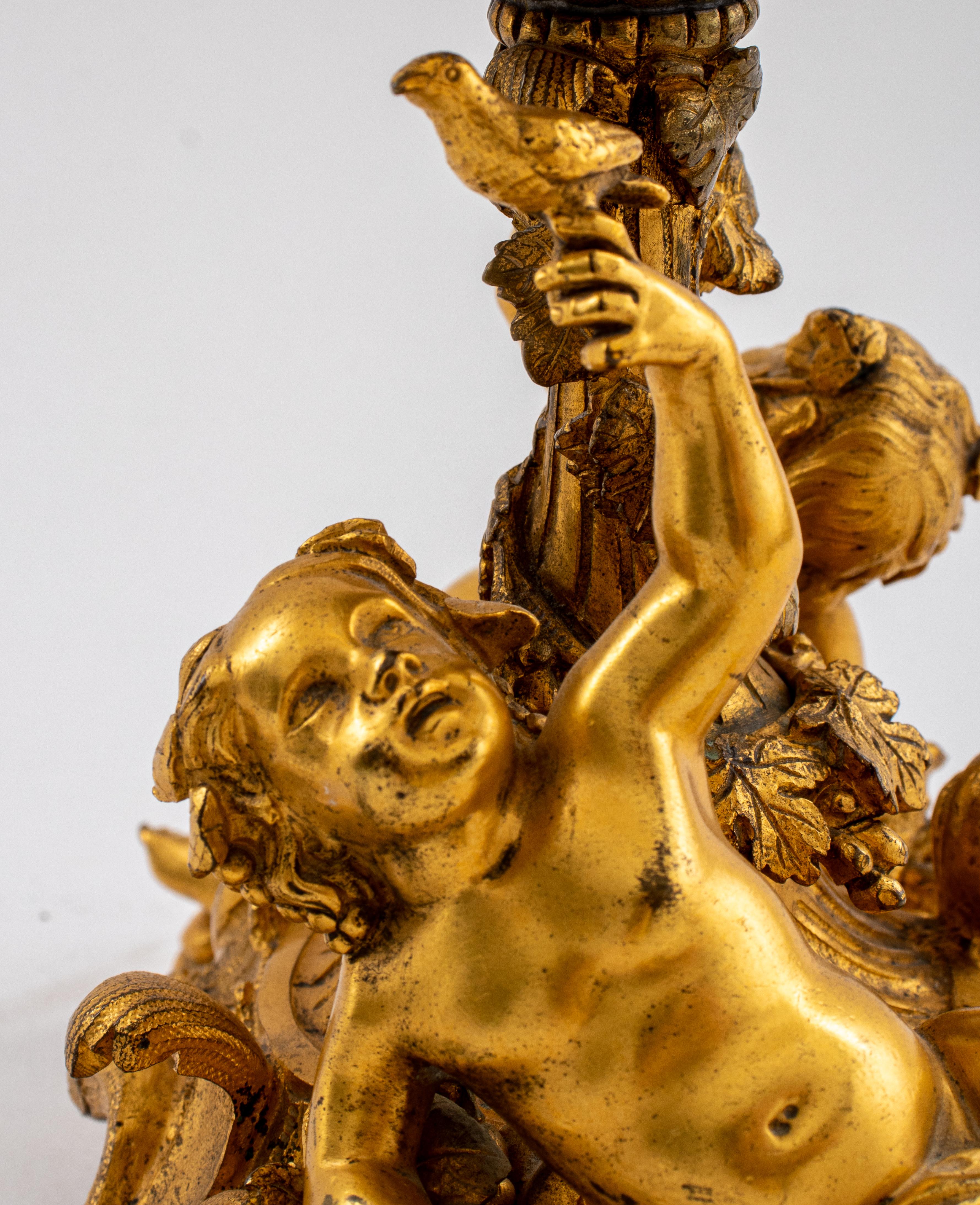 Lampe bougeoir en bronze doré de style Louis XV Bon état - En vente à New York, NY