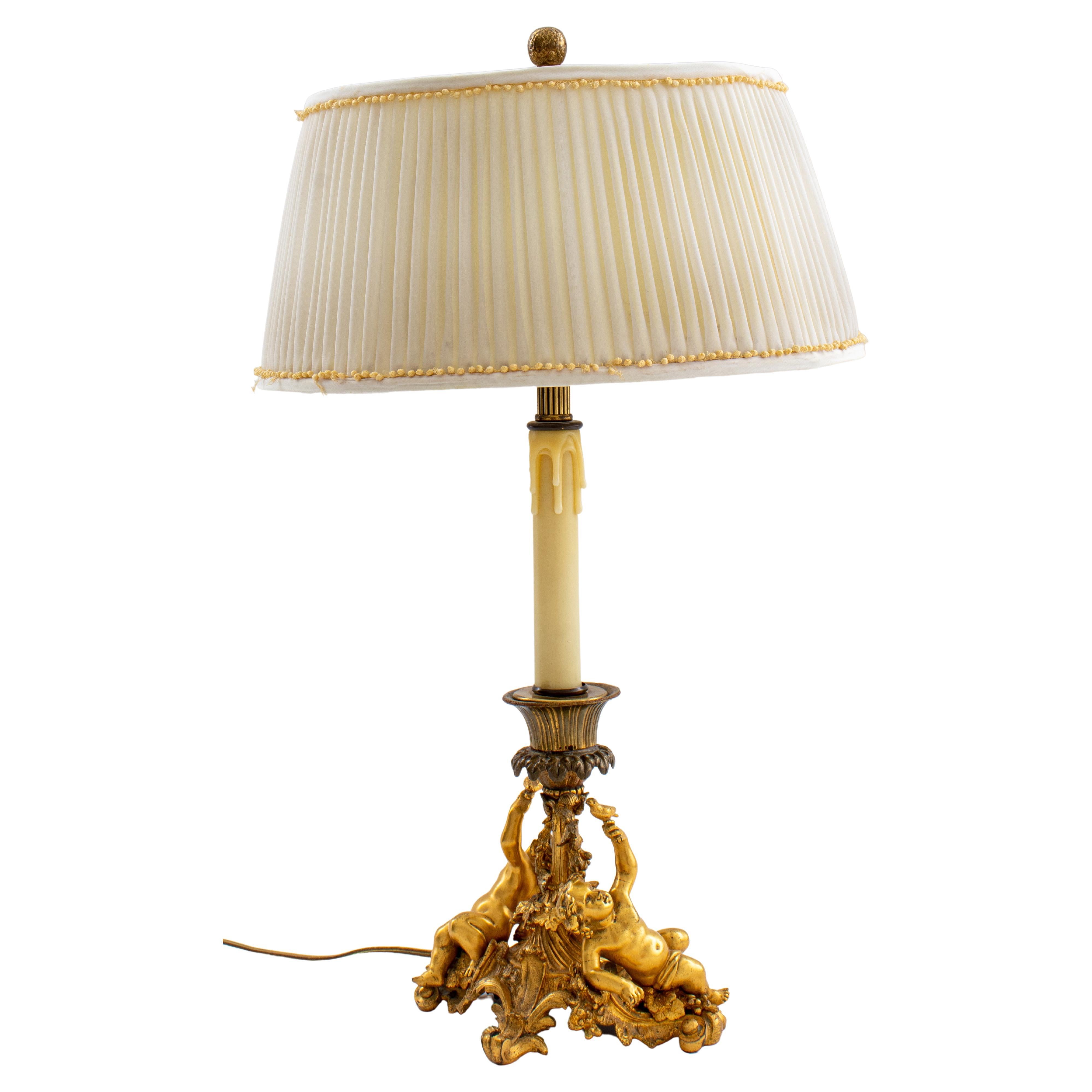 Lampe bougeoir en bronze doré de style Louis XV en vente