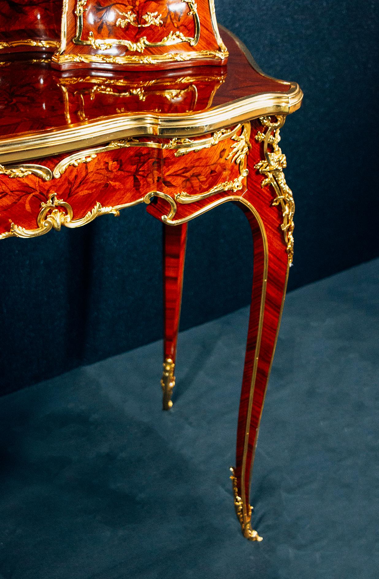  Louis XV Style Ormolu Mounted Kingwood In Excellent Condition For Sale In Paris, Sanit - Ouen