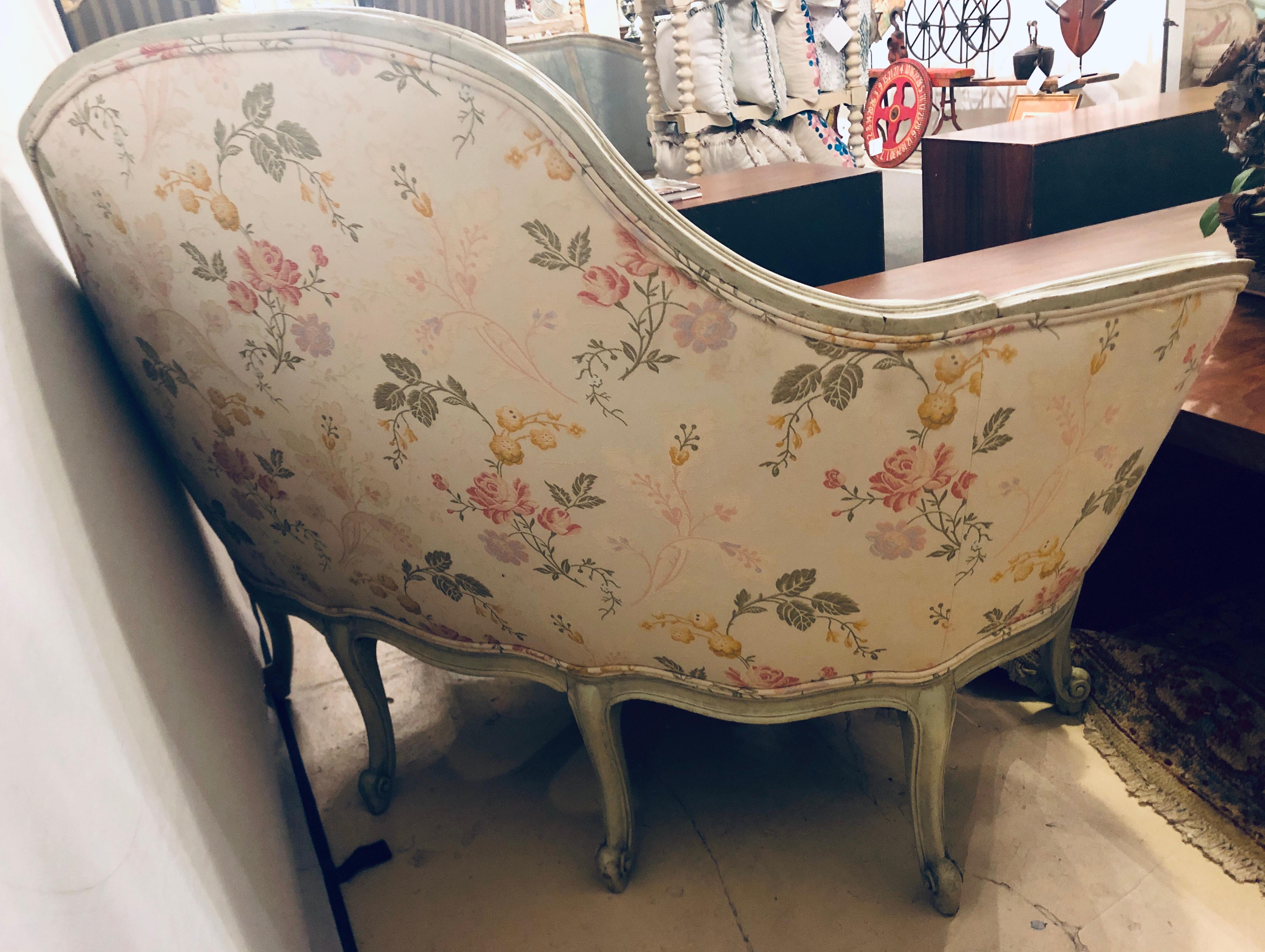 Louis XV Style Paint Decorated Settee / Loveseat Tufted in a Swedish Fashion 3