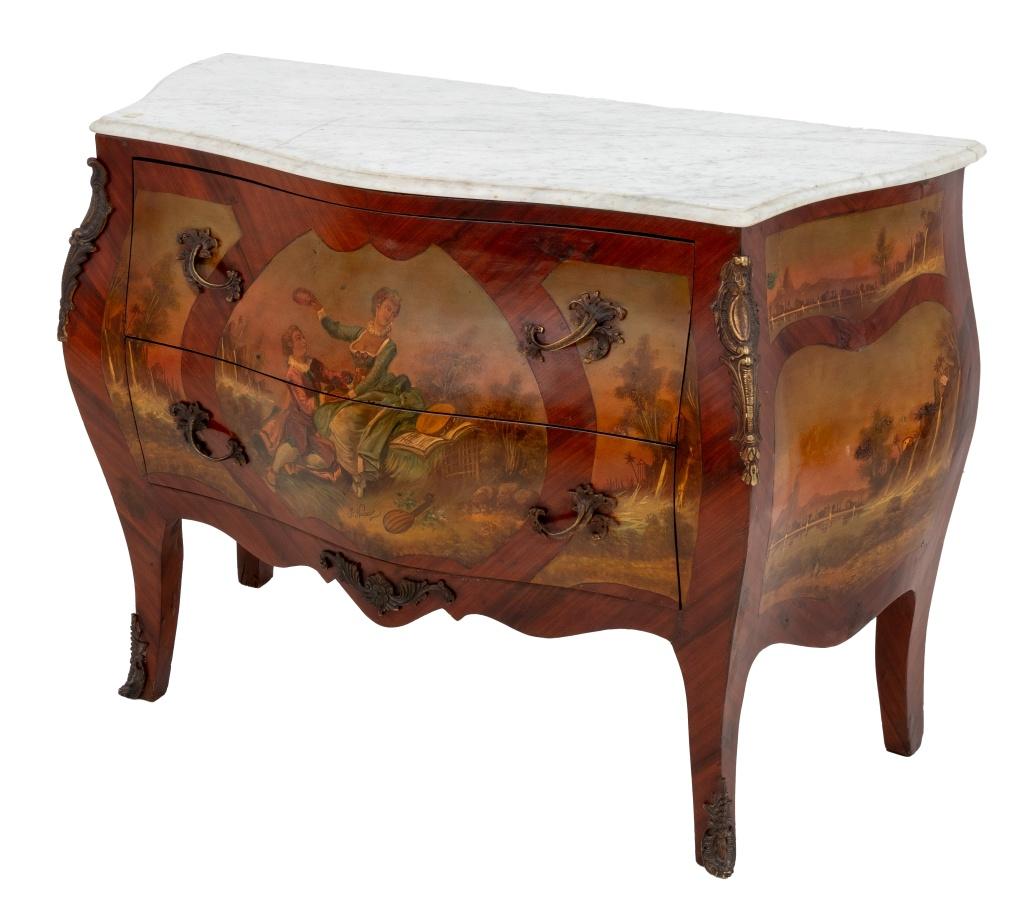 Commode in stile Luigi XV in legno di Re dipinto in vendita 1