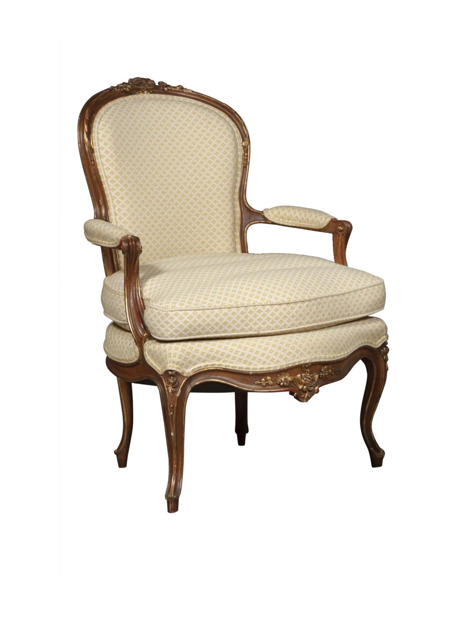 Louis XV Style Pair 19th Century French Bergères Armchairs In Good Condition For Sale In Tarry Town, NY