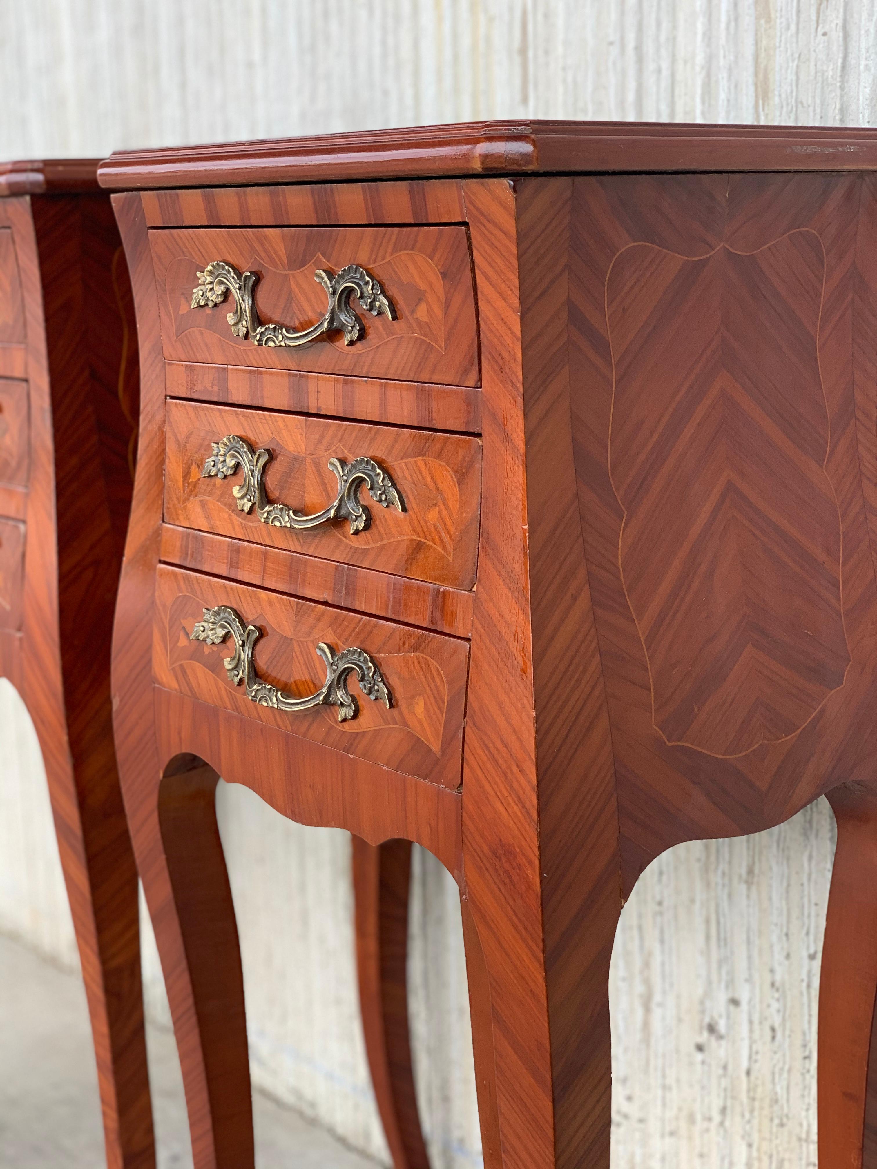 Louis XV Style Pair of Marquetry Nightstands with Three Drawers & Cabriole Legs 3
