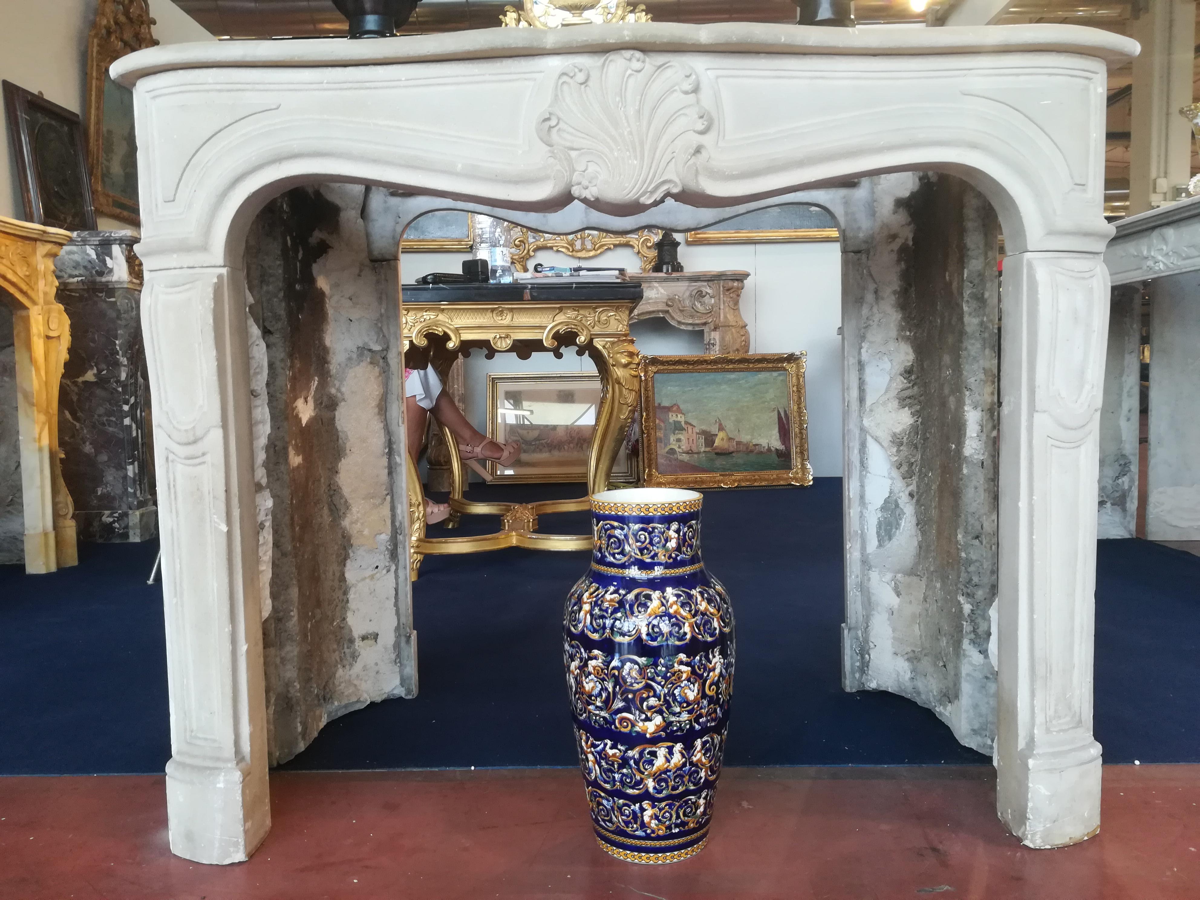 Louis XV Style, Parisian Fireplace Mantel Made in Clamart Stone, 20th Century For Sale 1