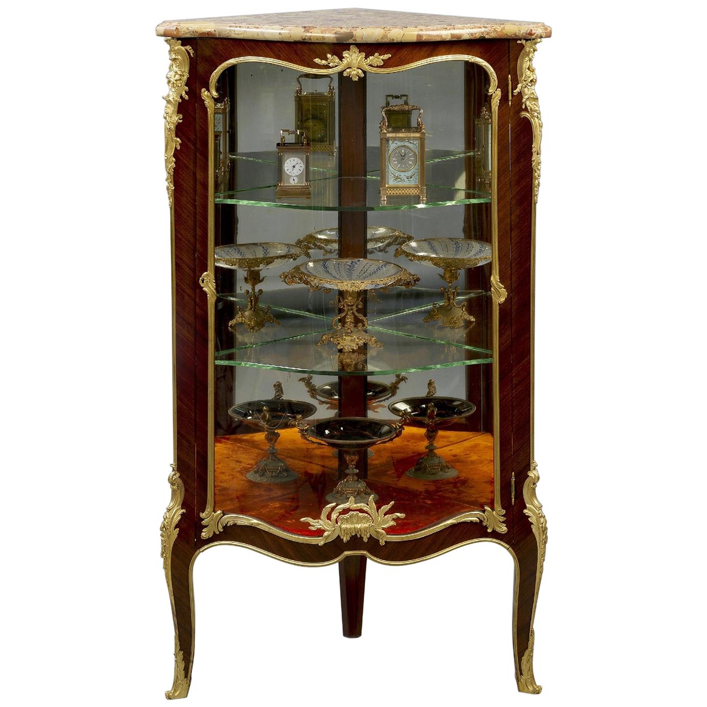 Louis XV Style Petit Corner Vitrine by François Linke, French, circa 1890 For Sale