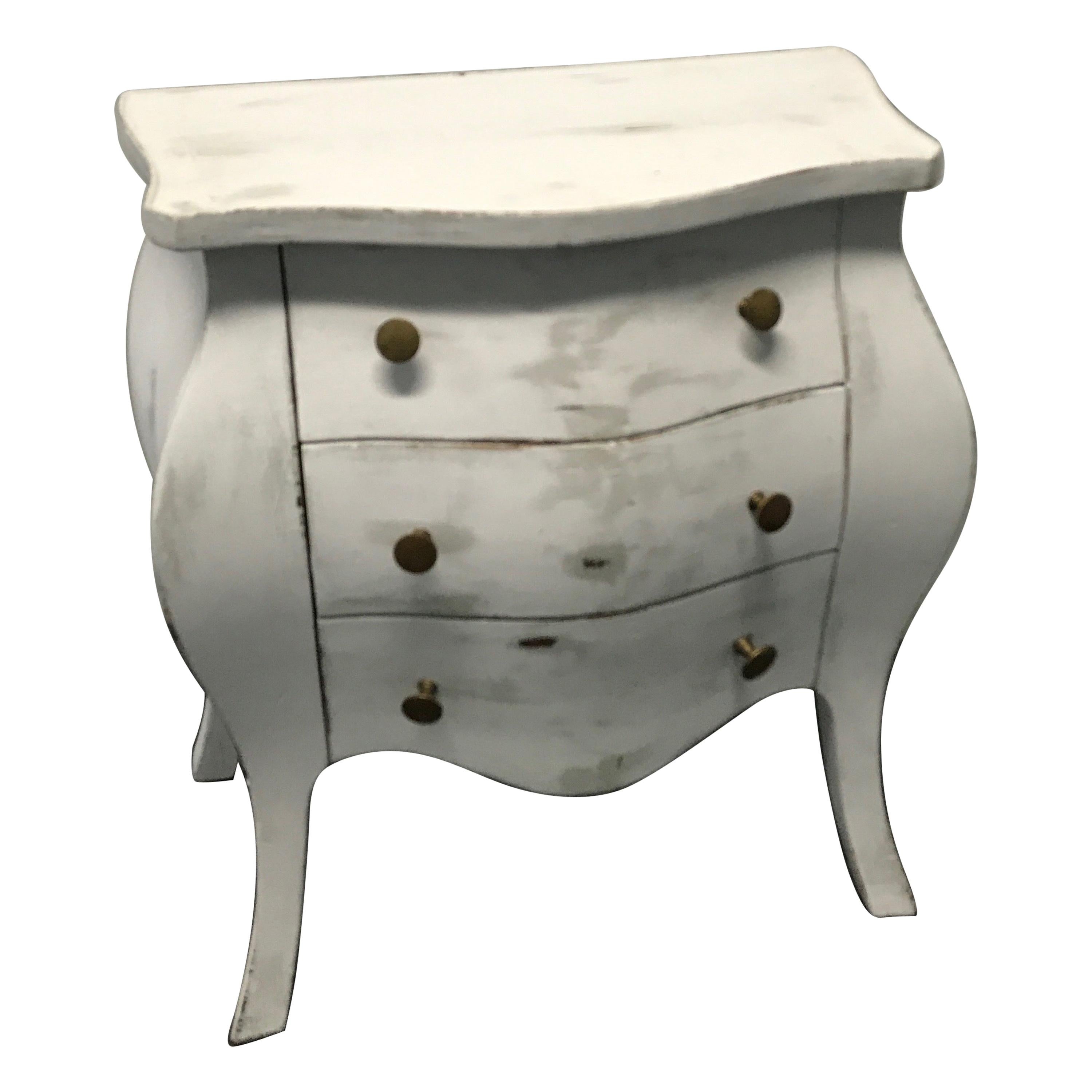 Louis XV Style Petite Painted Italian Commode / Side Table For Sale