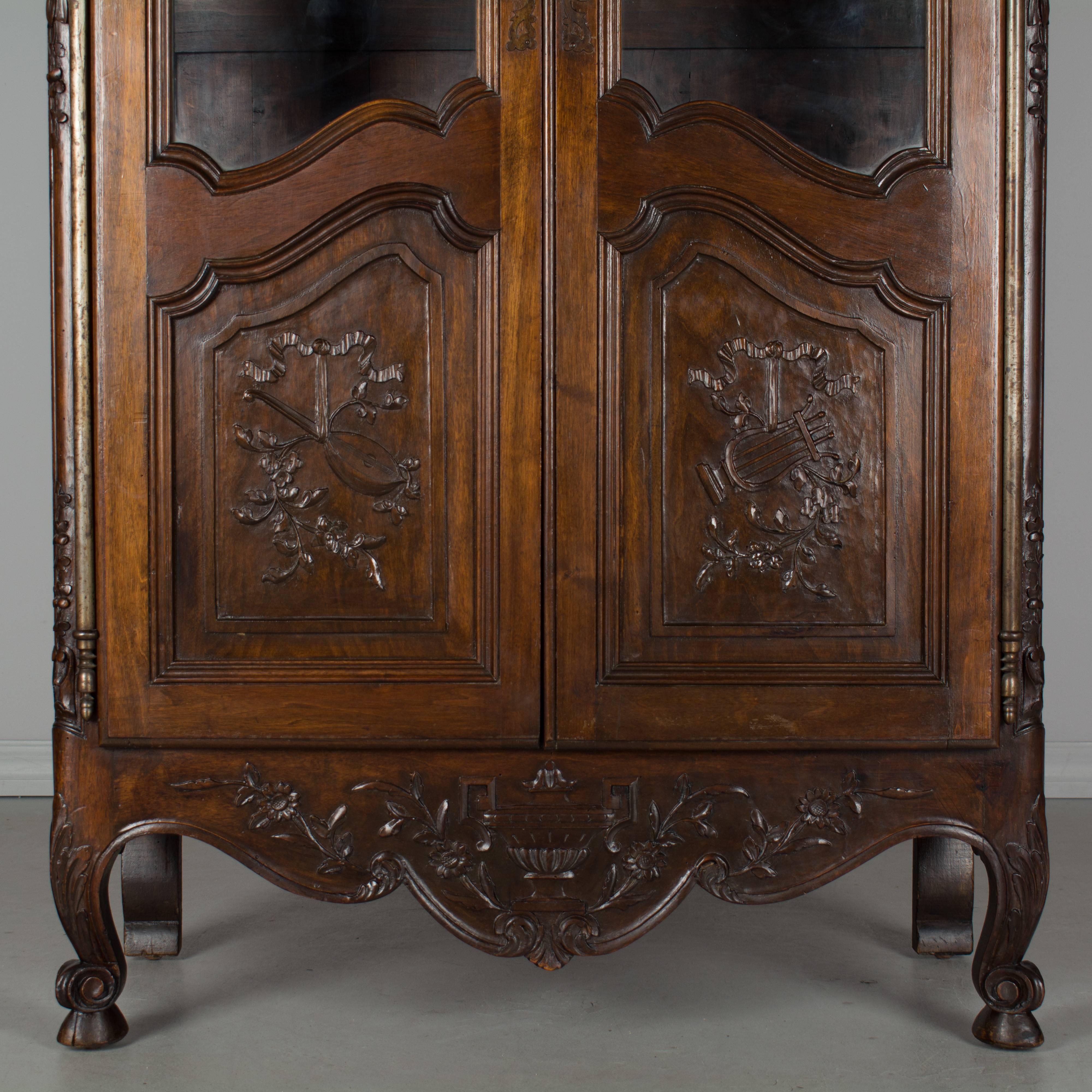 Walnut Louis XV Style Provençal Vitrine or Display Cabinet