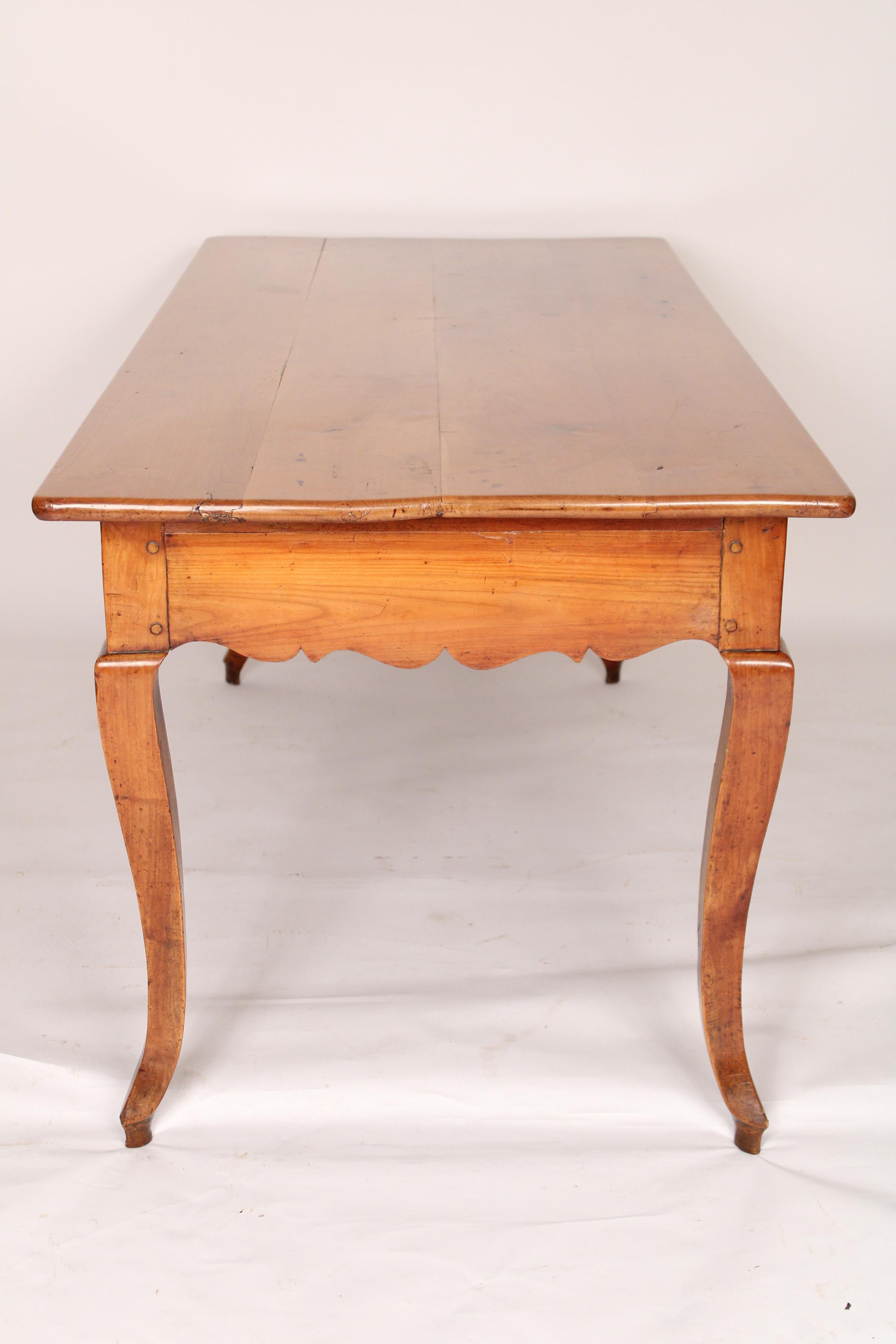 Mid-20th Century Louis XV Style Provincial Fruit Wood Writing Table For Sale