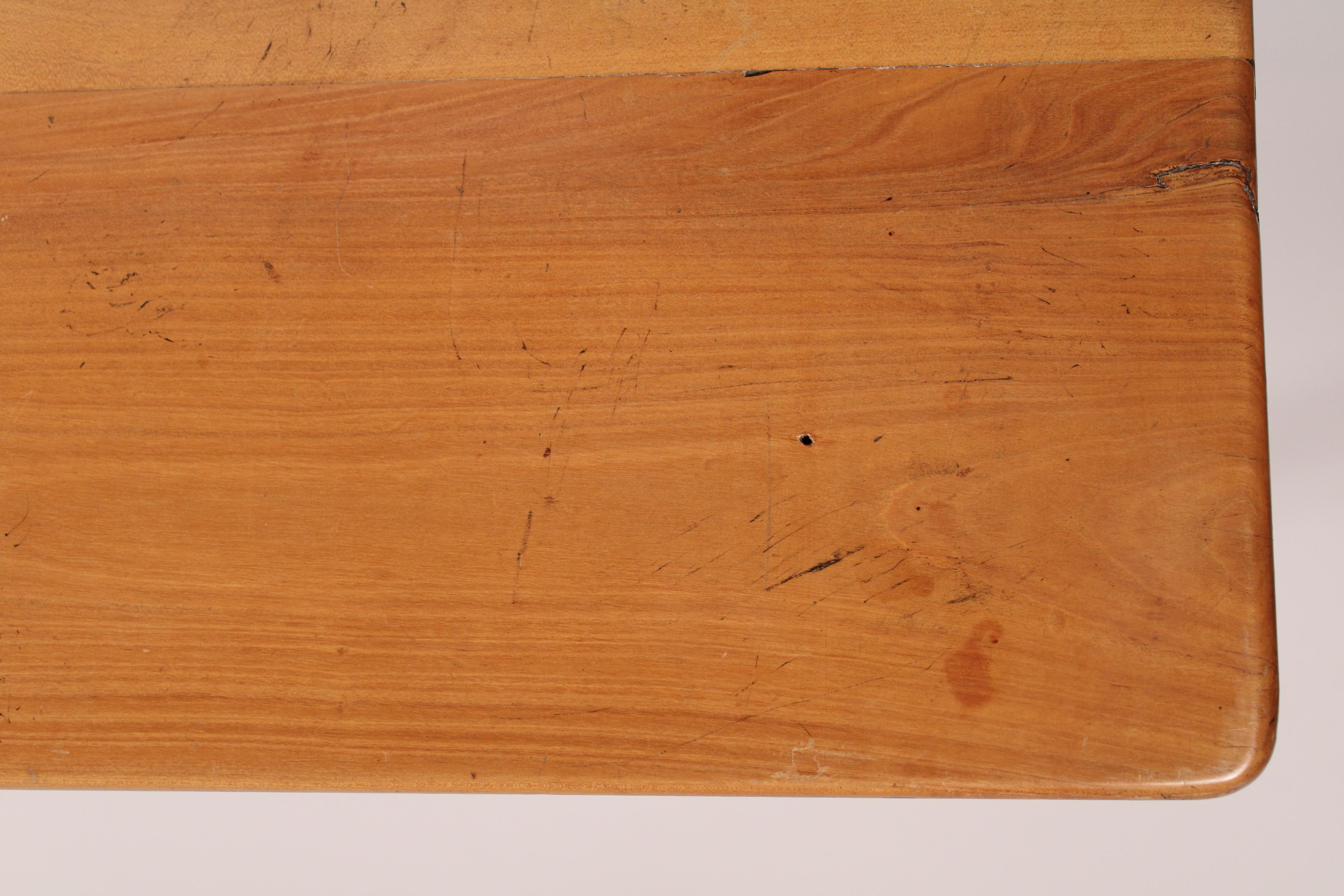 Louis XV Stil Provinz Obst Wood Schreibtisch im Angebot 1