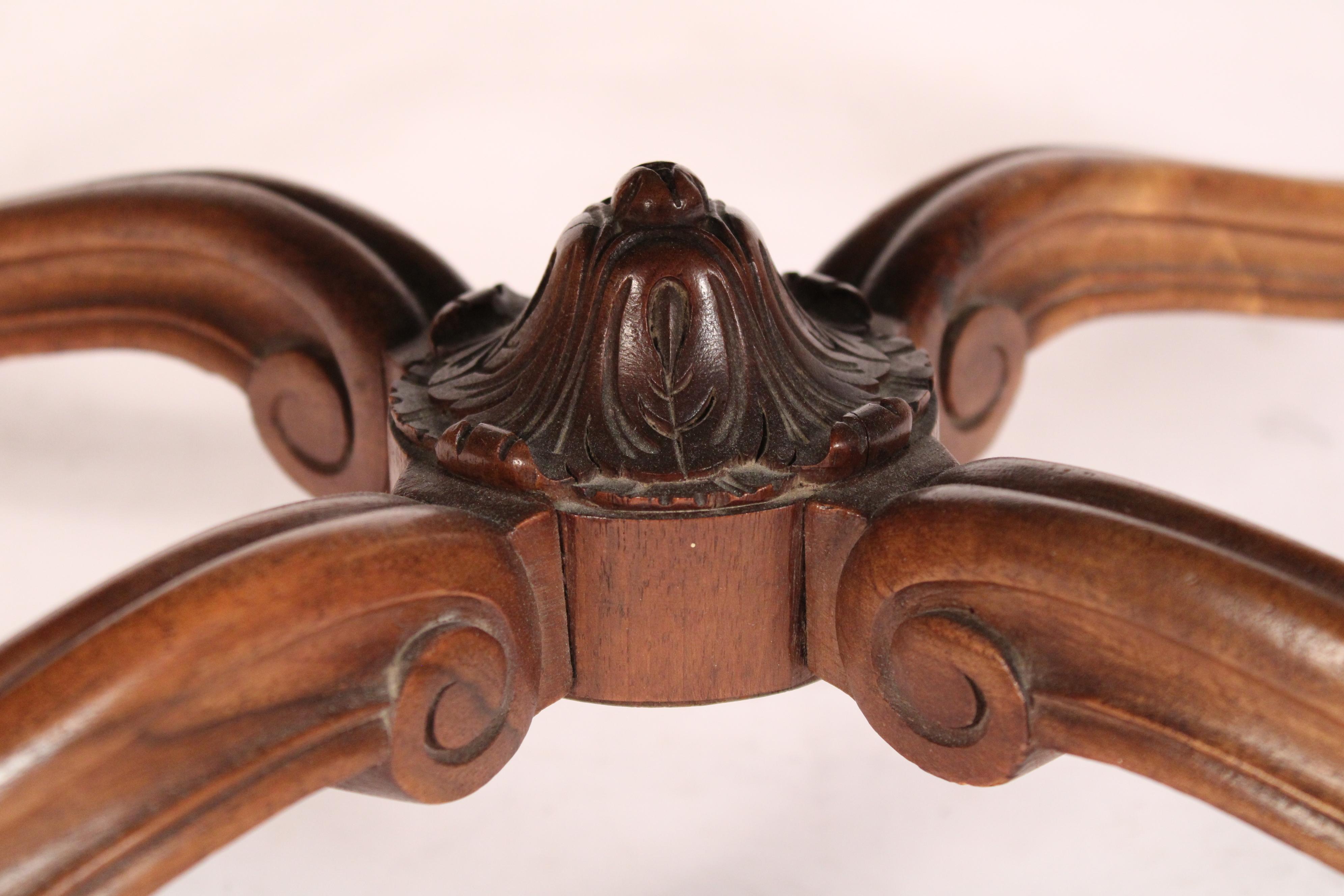 Louis XV Style Provincial Walnut Bench For Sale 4