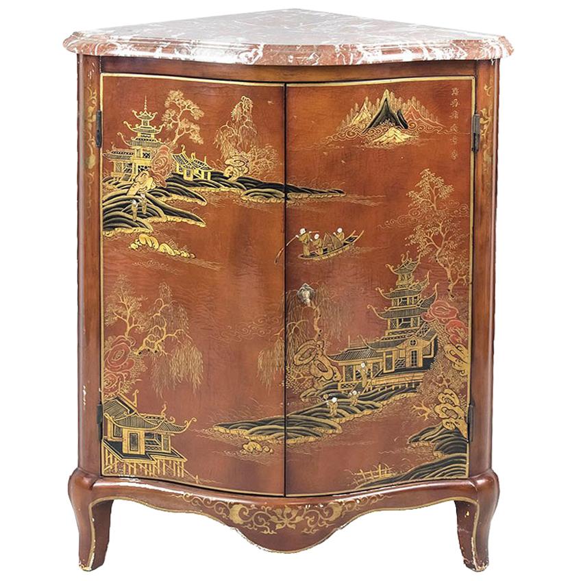 Louis XV Style Red Lacquered Corner Cabinet with Chinese Decor, 20th Century