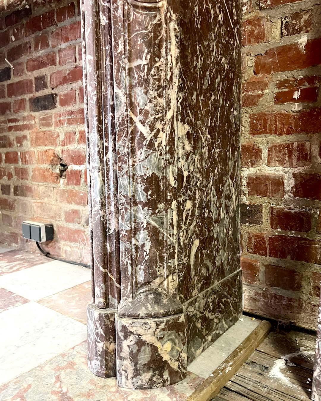 Louis XV Style Red Marble Fireplace with Shell Motif, circa 19th Century For Sale 6