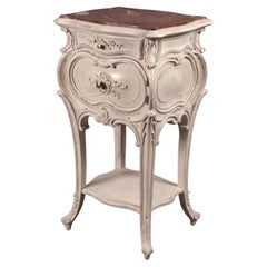 Louis XV Style Rocaille Side Table In Carved And Patinated Walnut