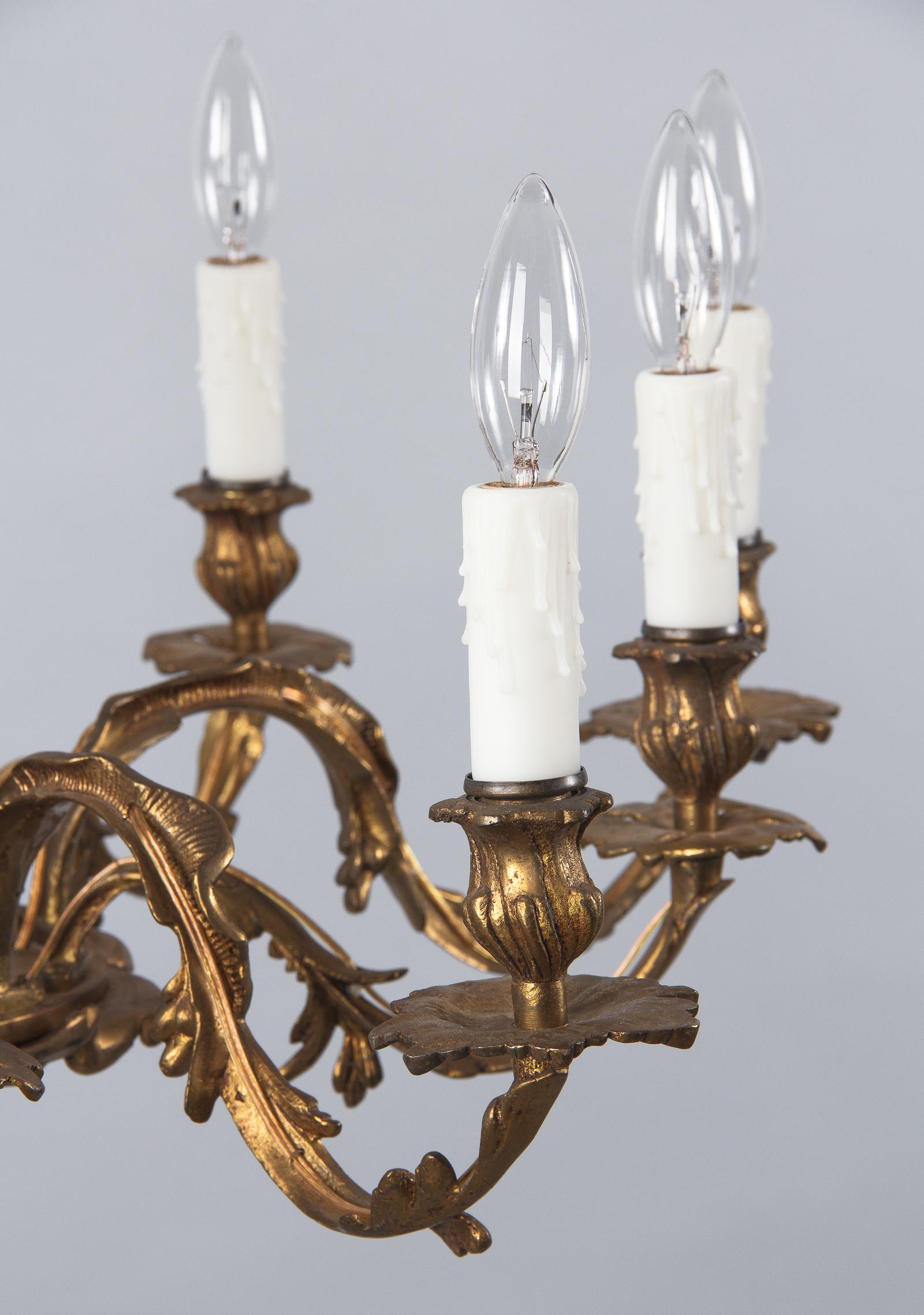 Gilt Louis XV Style Rococo 10-Light Bronze Chandelier, Late 1800s