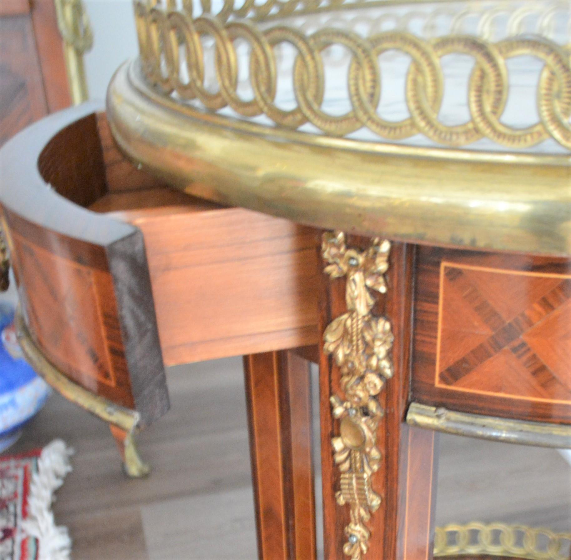Inlay Louis XV Style Round Side Table with Extensive Bronze Accents, Marble Top