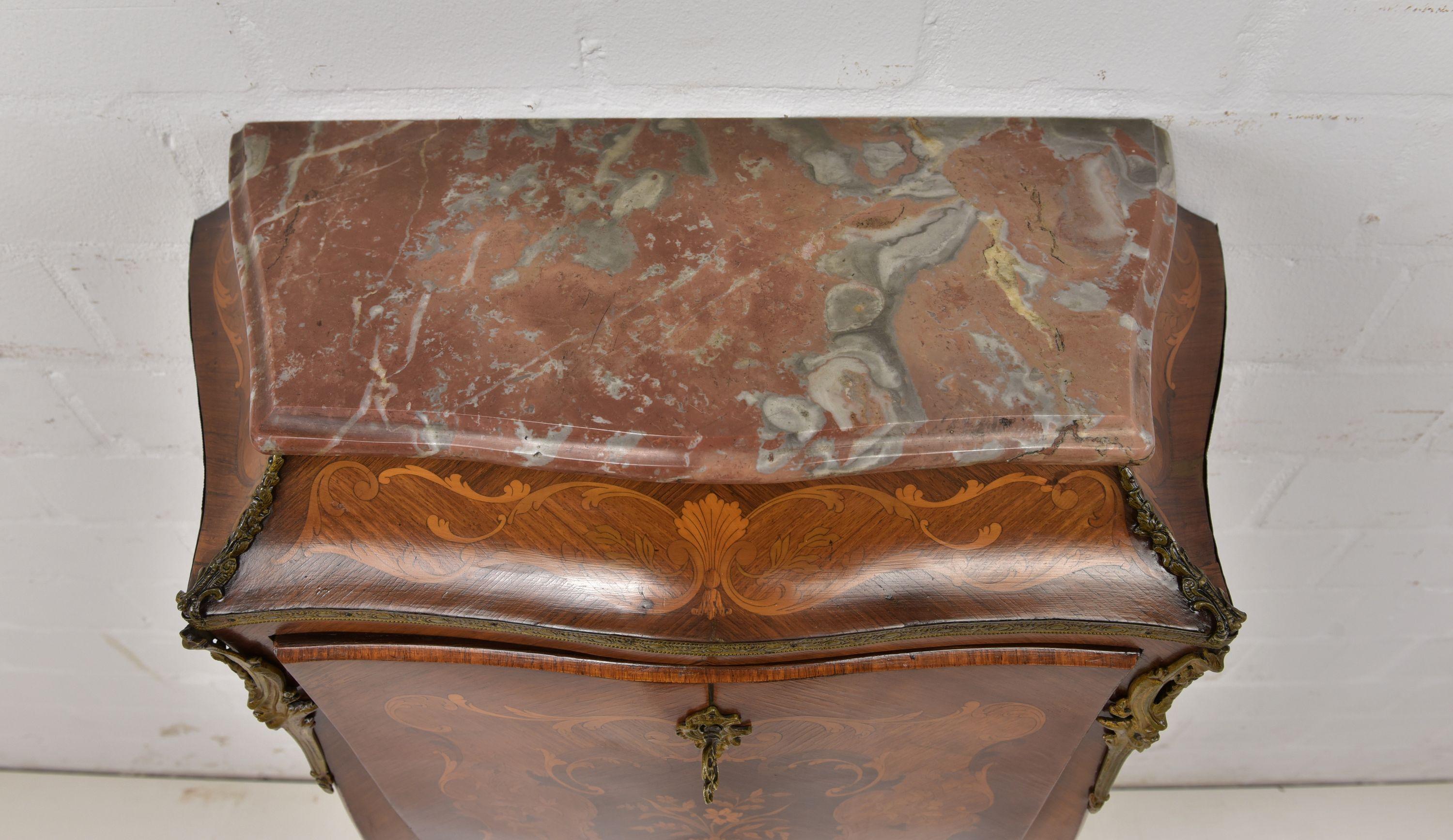 Louis XV Style Secretary Marquetry in Satinwood, circa 1900 For Sale 1