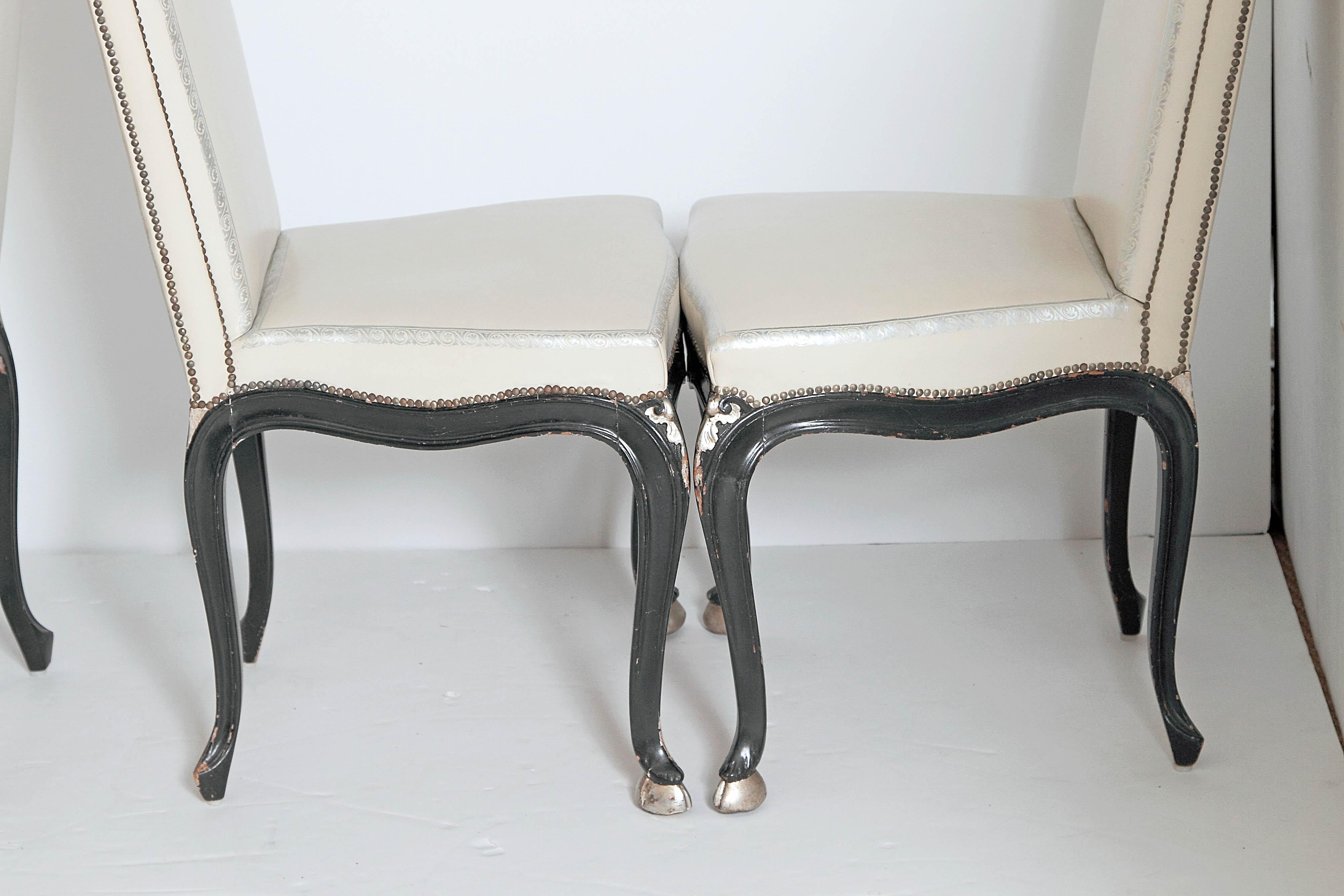 Louis XV Style Set of 12 Dining Chairs In Good Condition In Dallas, TX