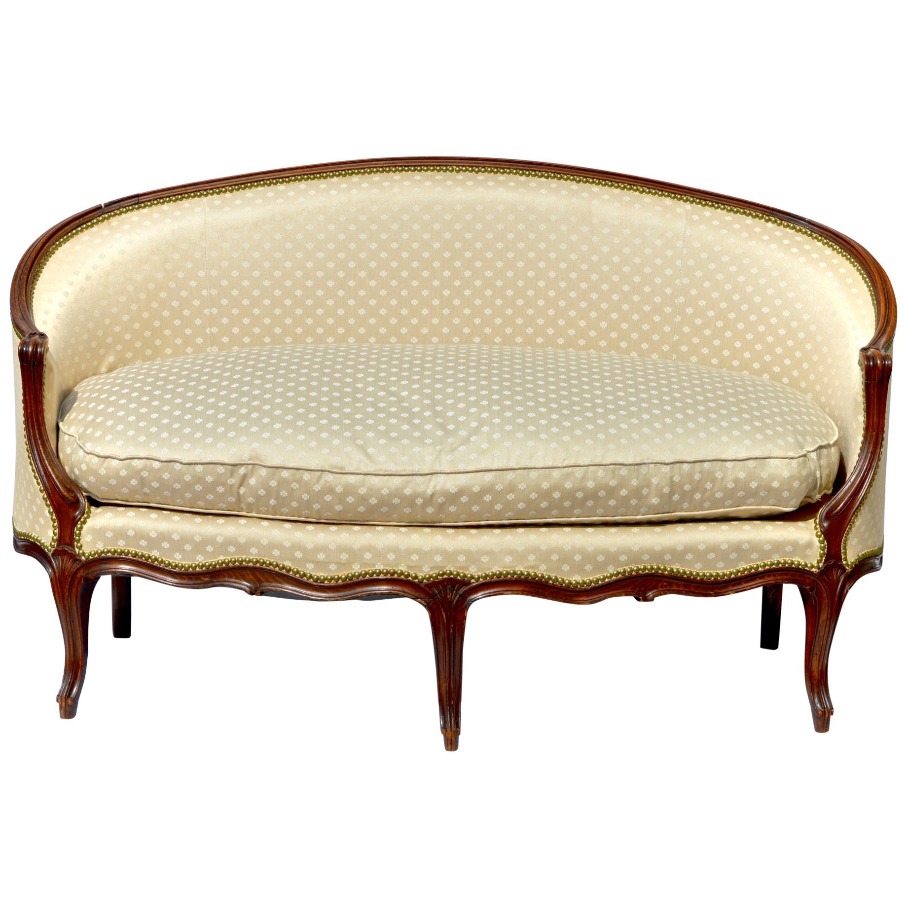 Louis XV Style Settee / Canape of a Curvaceous Form