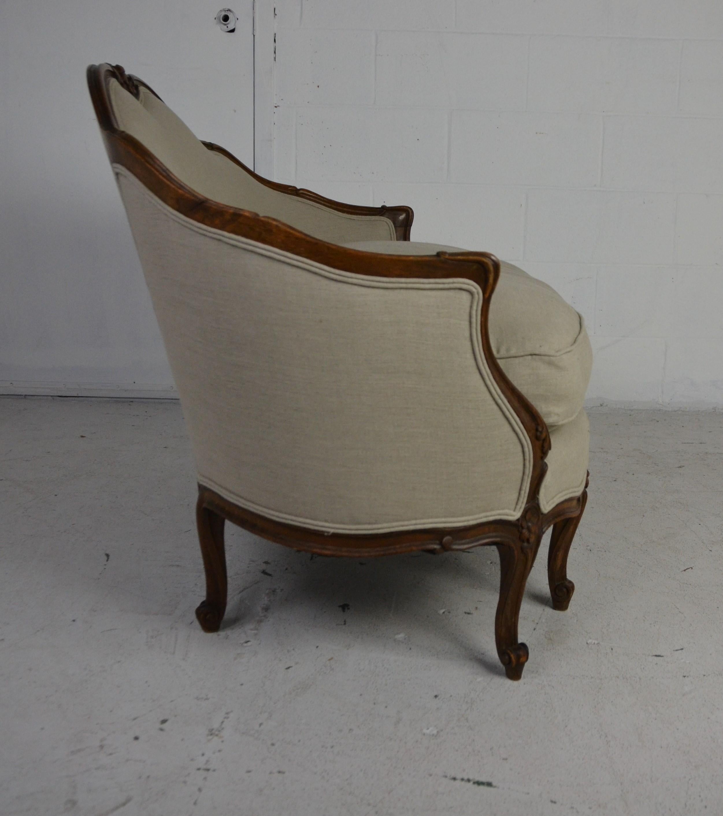 Louis XV style French settee. Upholstered in linen.