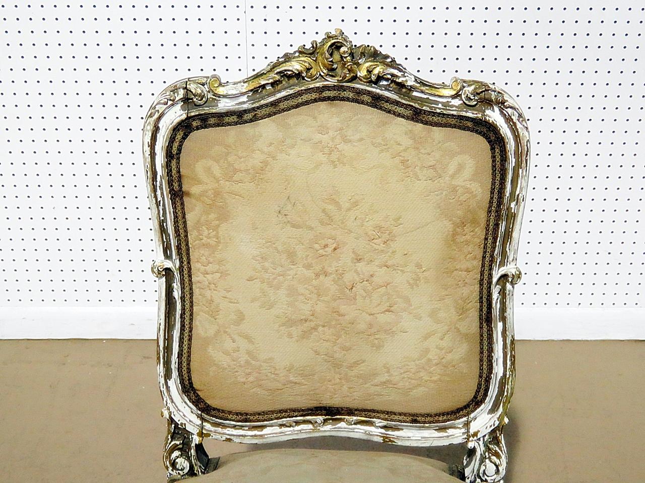 Louis XV Style Side Chair In Fair Condition For Sale In Swedesboro, NJ
