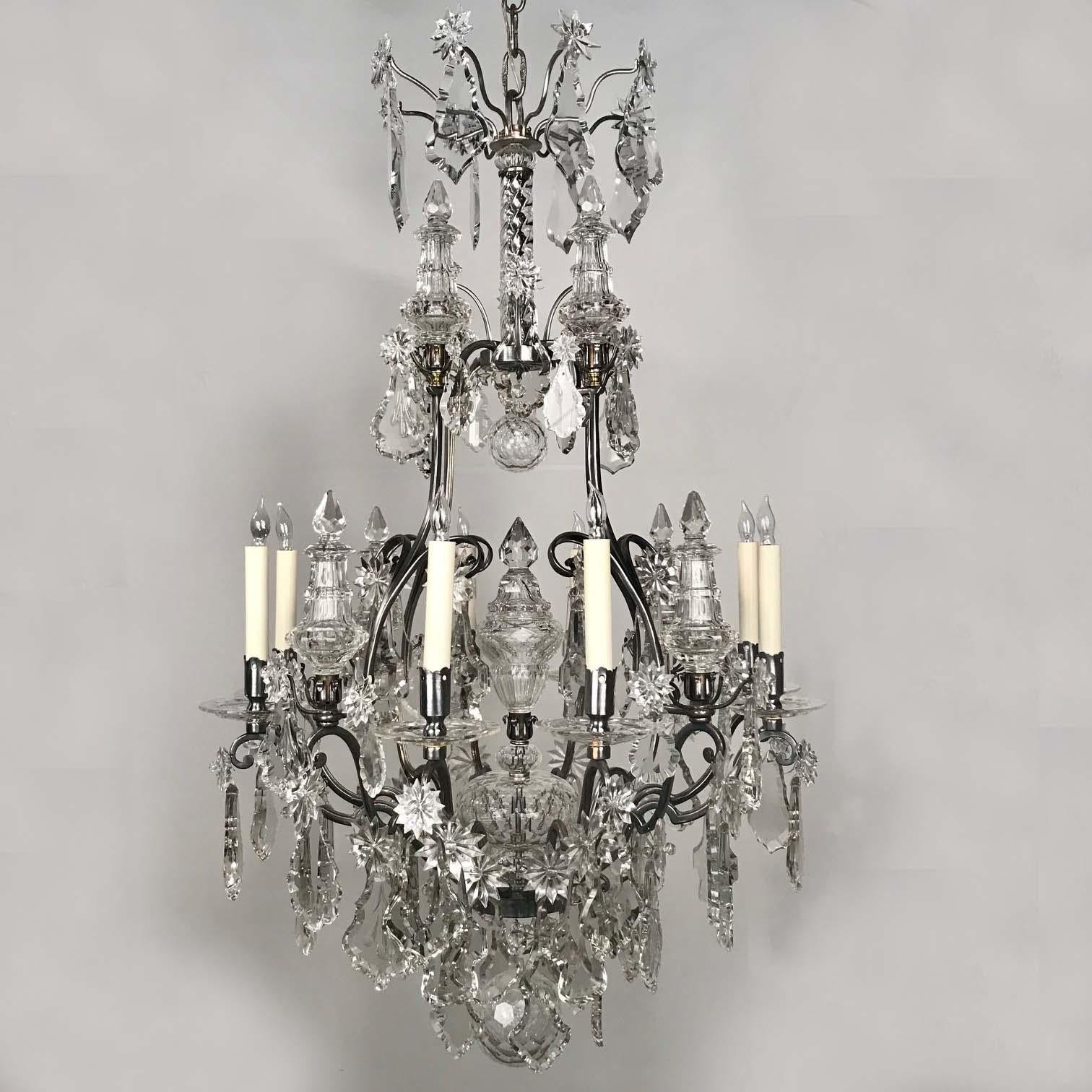 English Louis XV Style Silvered Bronze and Crystal Chandelier For Sale