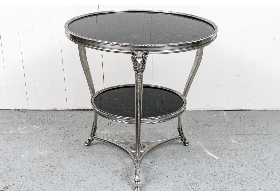 Table d'appoint de style Louis XV en bronze argenté et marbre noir de Belgique Gueridon en vente 5
