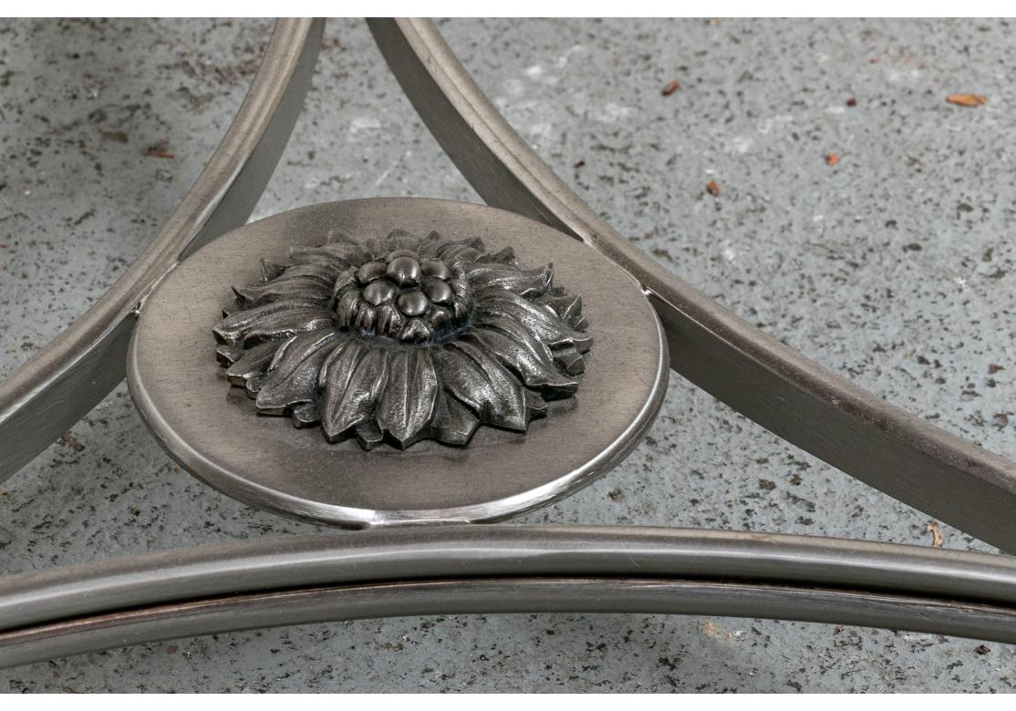 Table d'appoint de style Louis XV en bronze argenté et marbre noir de Belgique Gueridon en vente 10