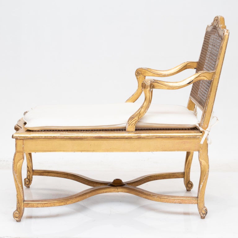 Louis XV Style Small Chaise Lounge For Sale at 1stdibs