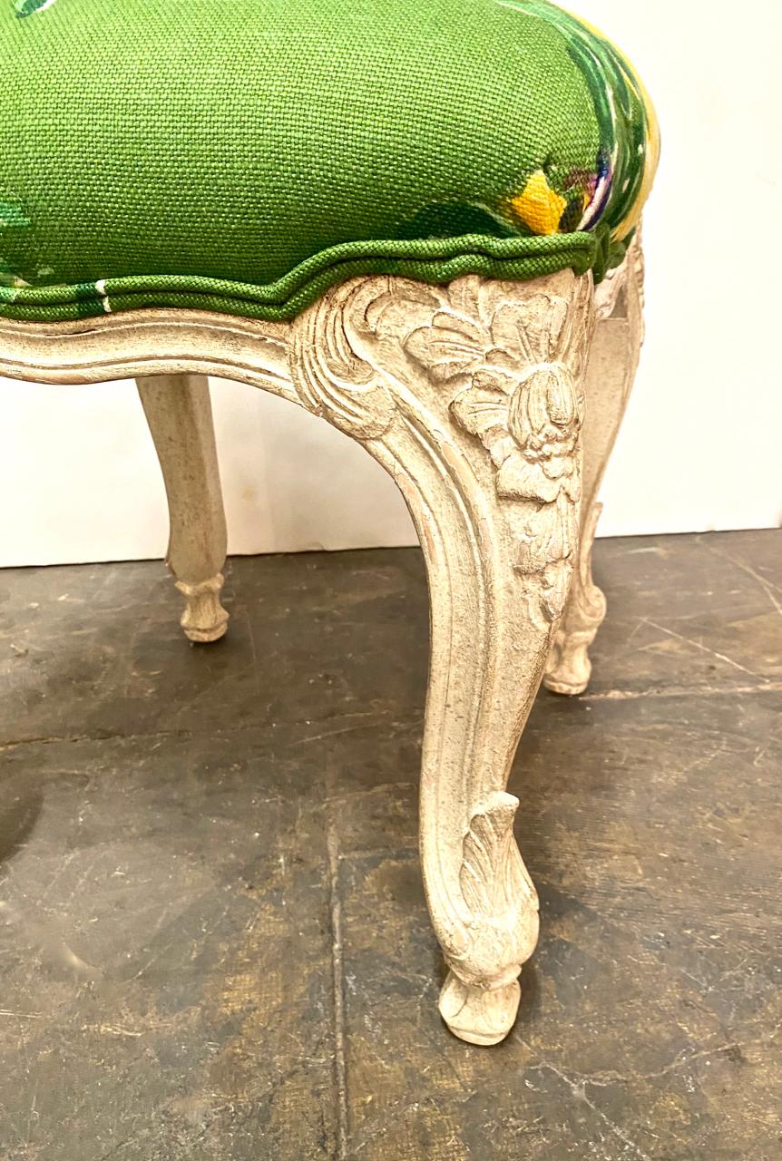 Louis XV Style Stools or Tabourets, Set of 3 In Good Condition In Pasadena, CA