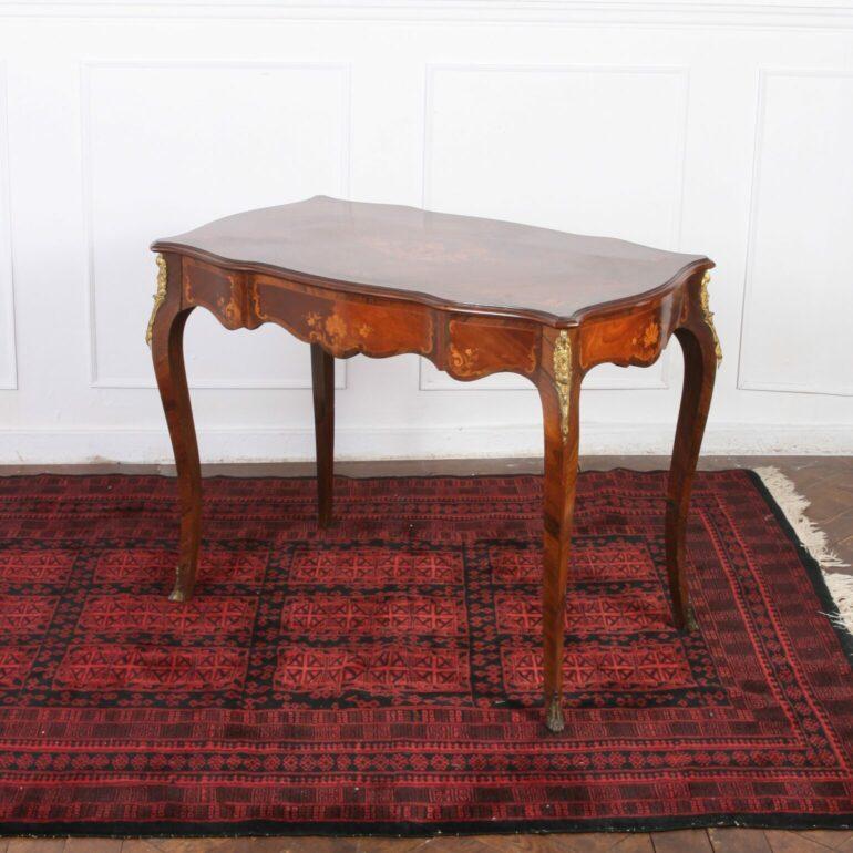 Louis XV Style Tea / Centre Table From Paris In Good Condition For Sale In Vancouver, British Columbia