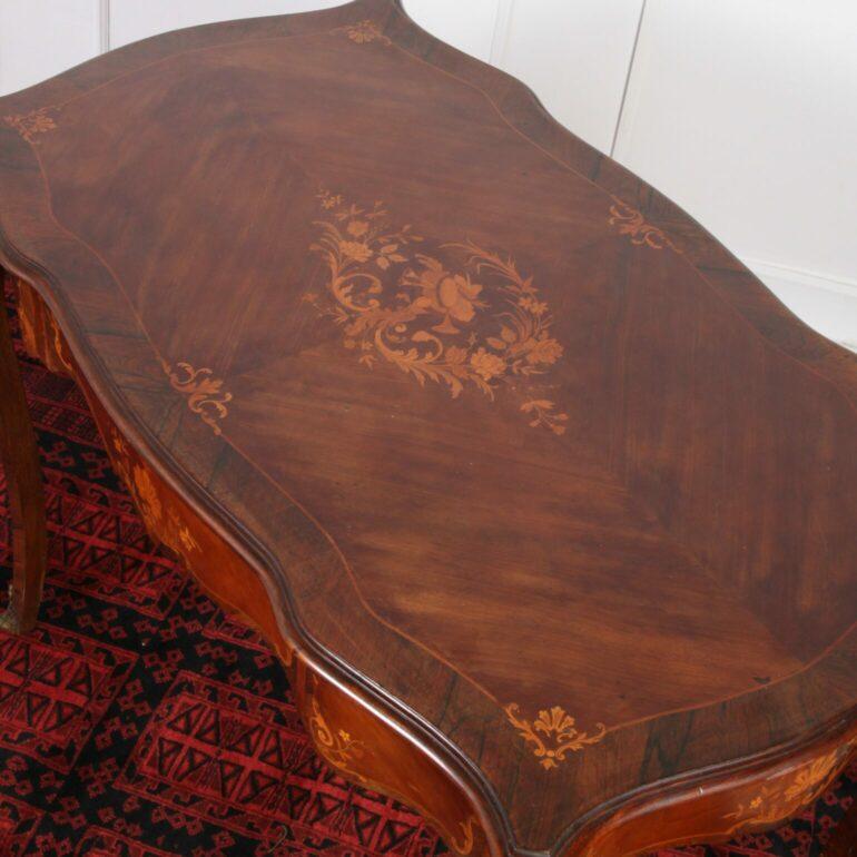 Bronze Table à th�é / table d'appoint de style Louis XV de Paris