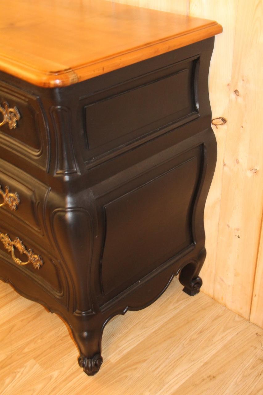 Mid-20th Century Louis XV Style Tomb Commode For Sale