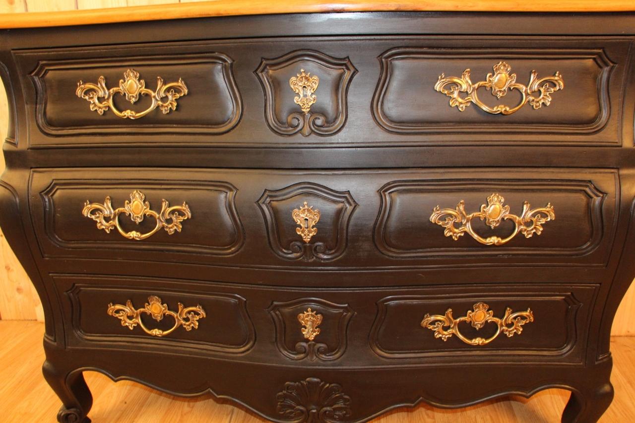 Wood Louis XV Style Tomb Commode For Sale