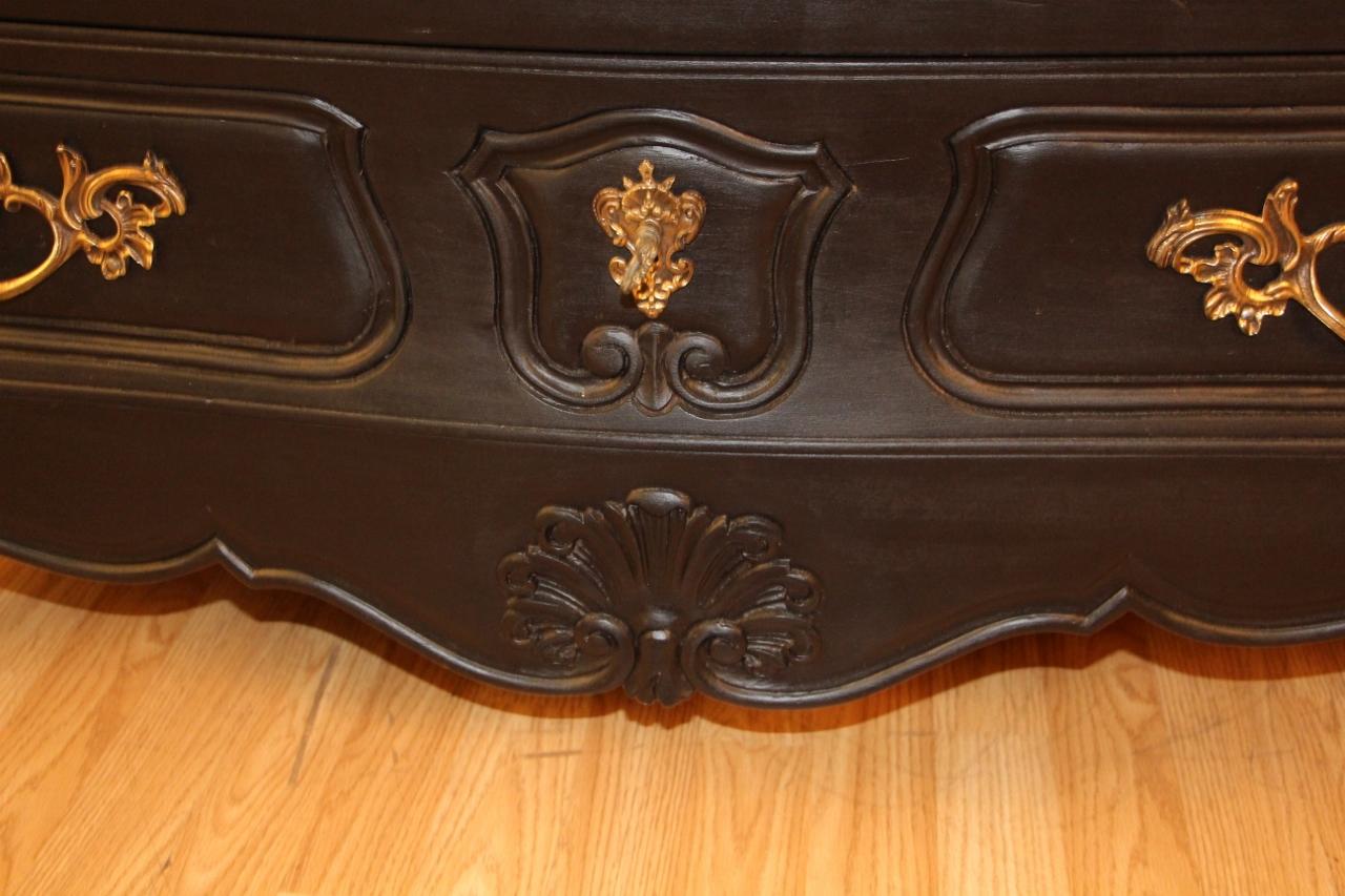Louis XV Style Tomb Commode For Sale 1