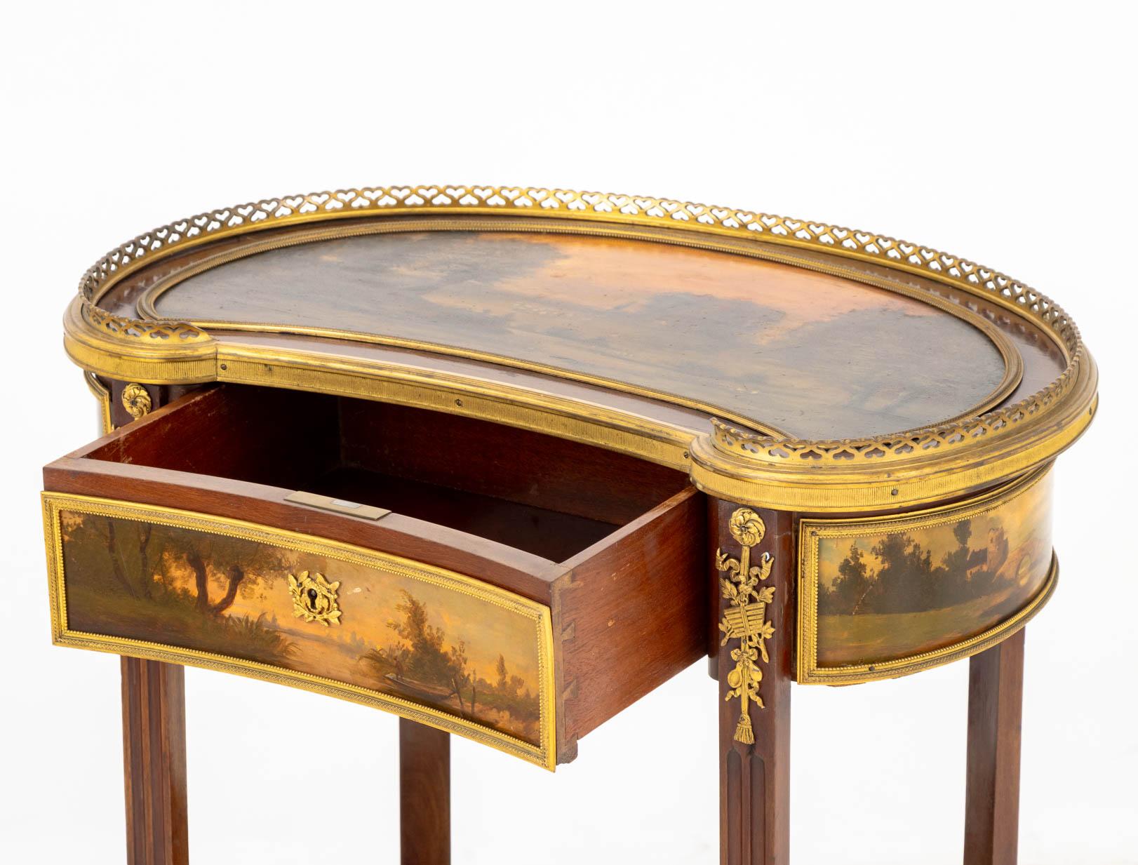 Mesa auxiliar estilo Luis XV Vernis Martin en venta 3